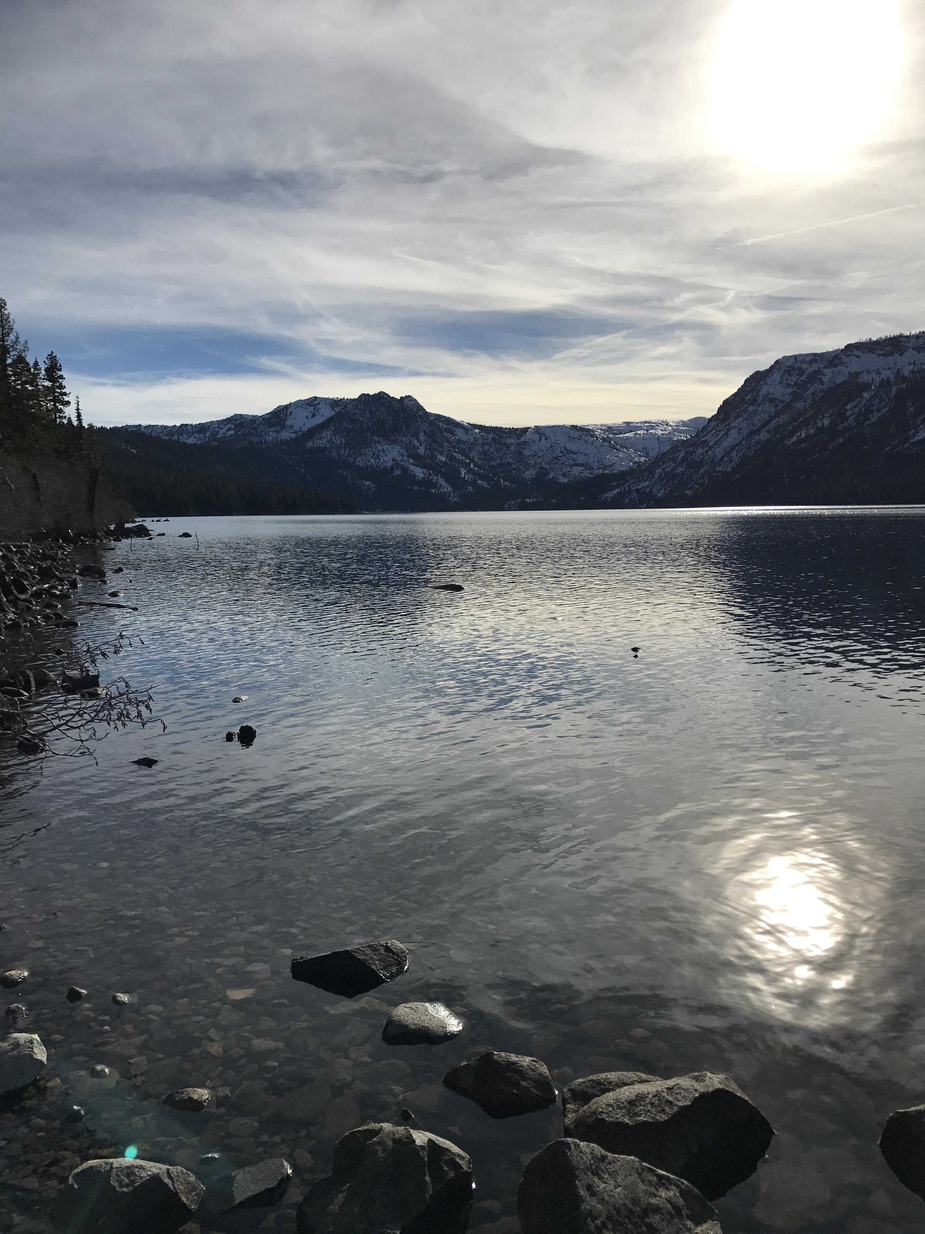 Fallen Leaf Lake, California [oc] 4032x3024 r/EarthPorn