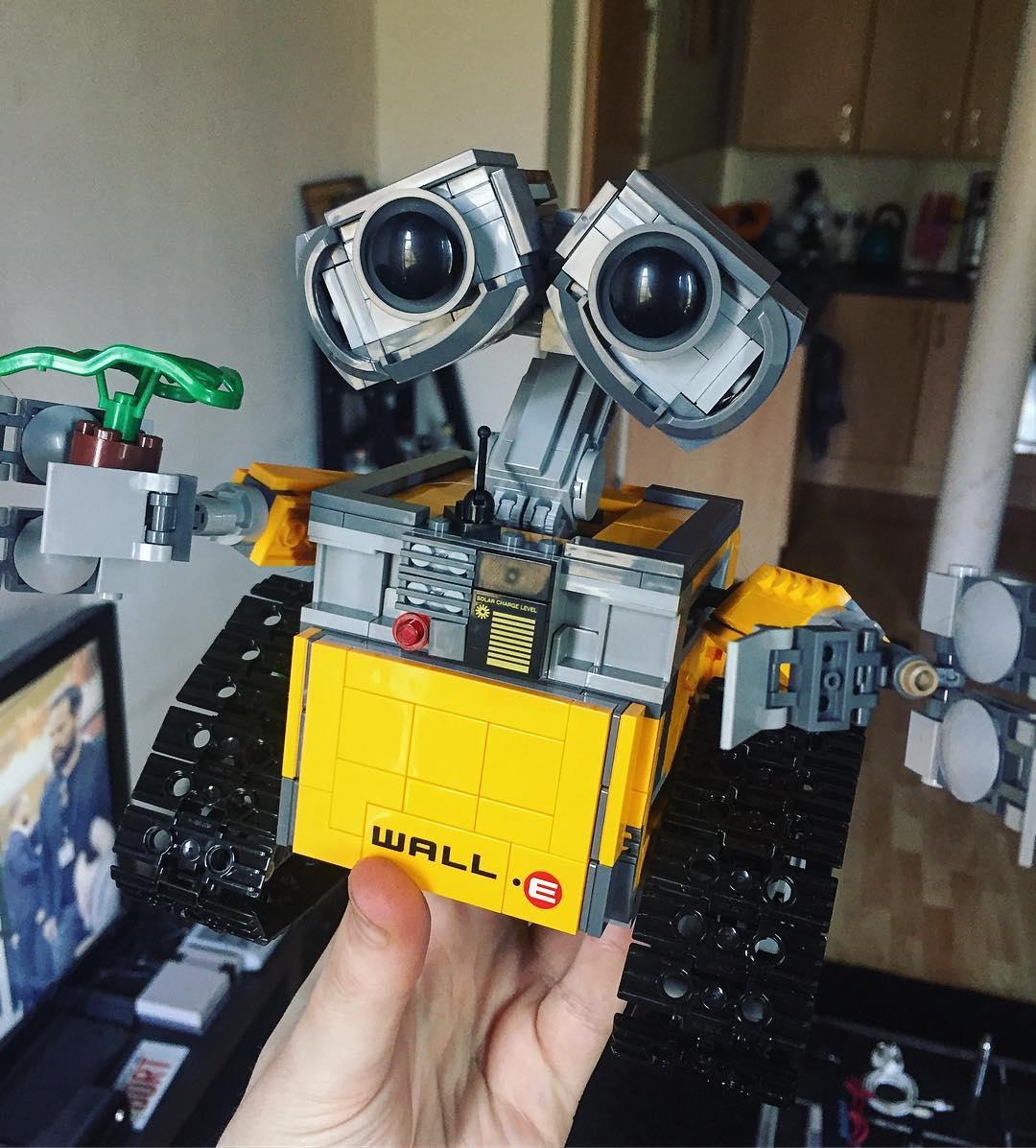 Finally got around to building my Wall-E : r/lego