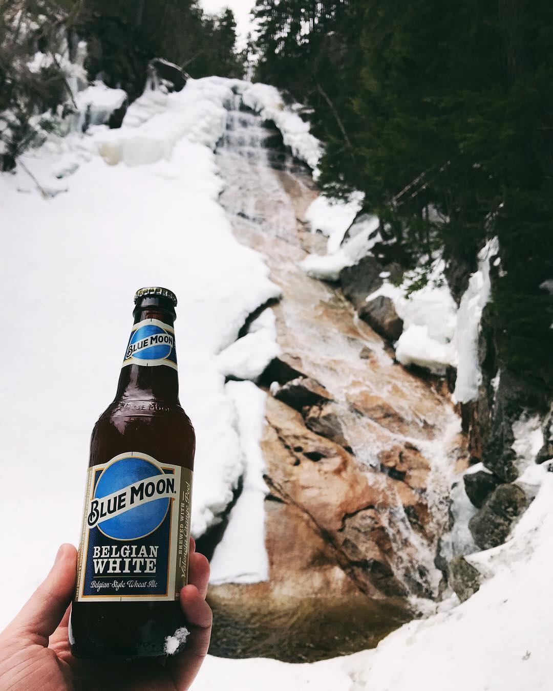 Blue Moon in Bartlett, New Hampshire r/beerwithaview