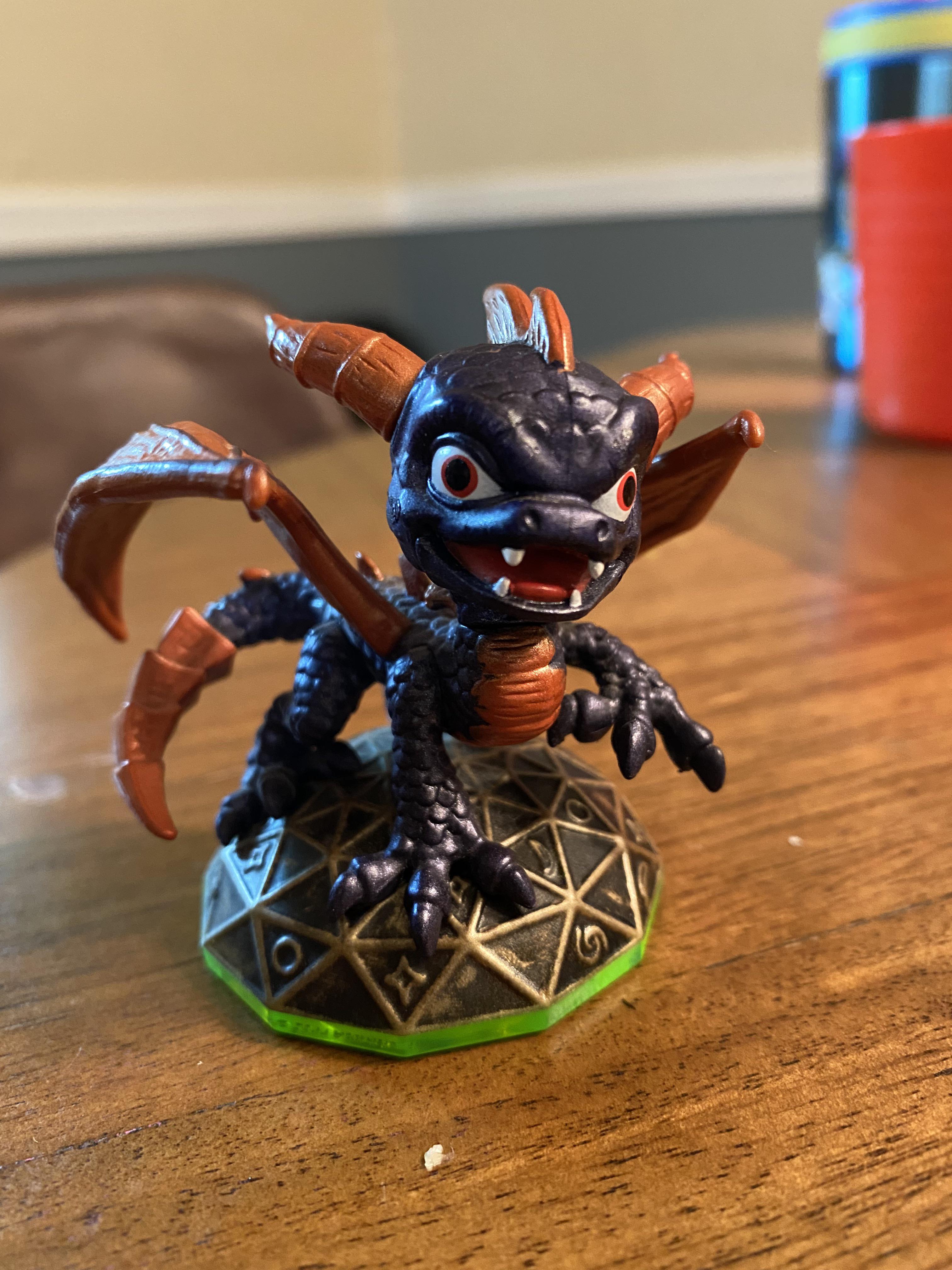 Is this Spyro really worth hundreds? r/skylanders