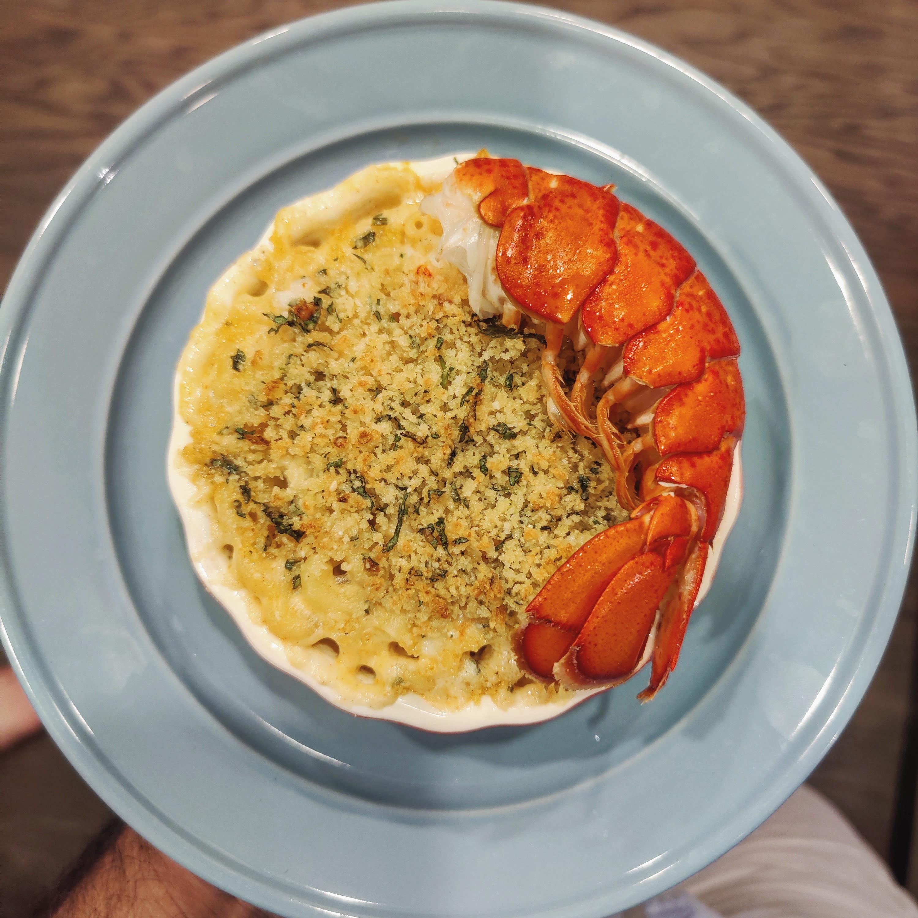 Lobster Mac n Cheese for valentines day! Thank you chef John ) r