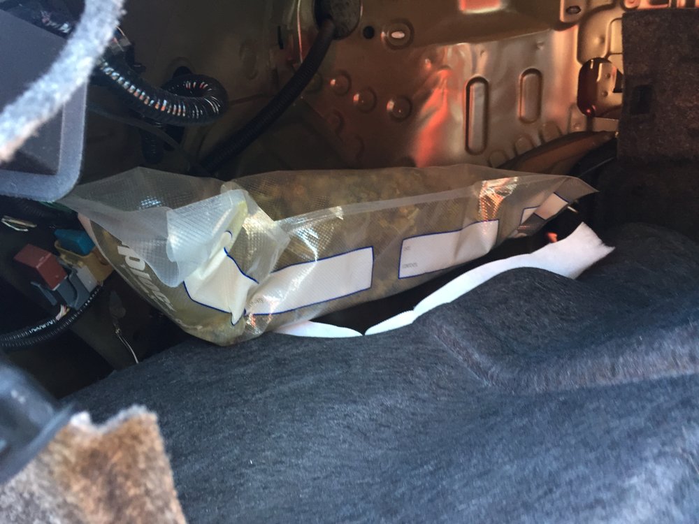 Person finds giant bag of weed in car rental. Gives them 1 star on Yelp