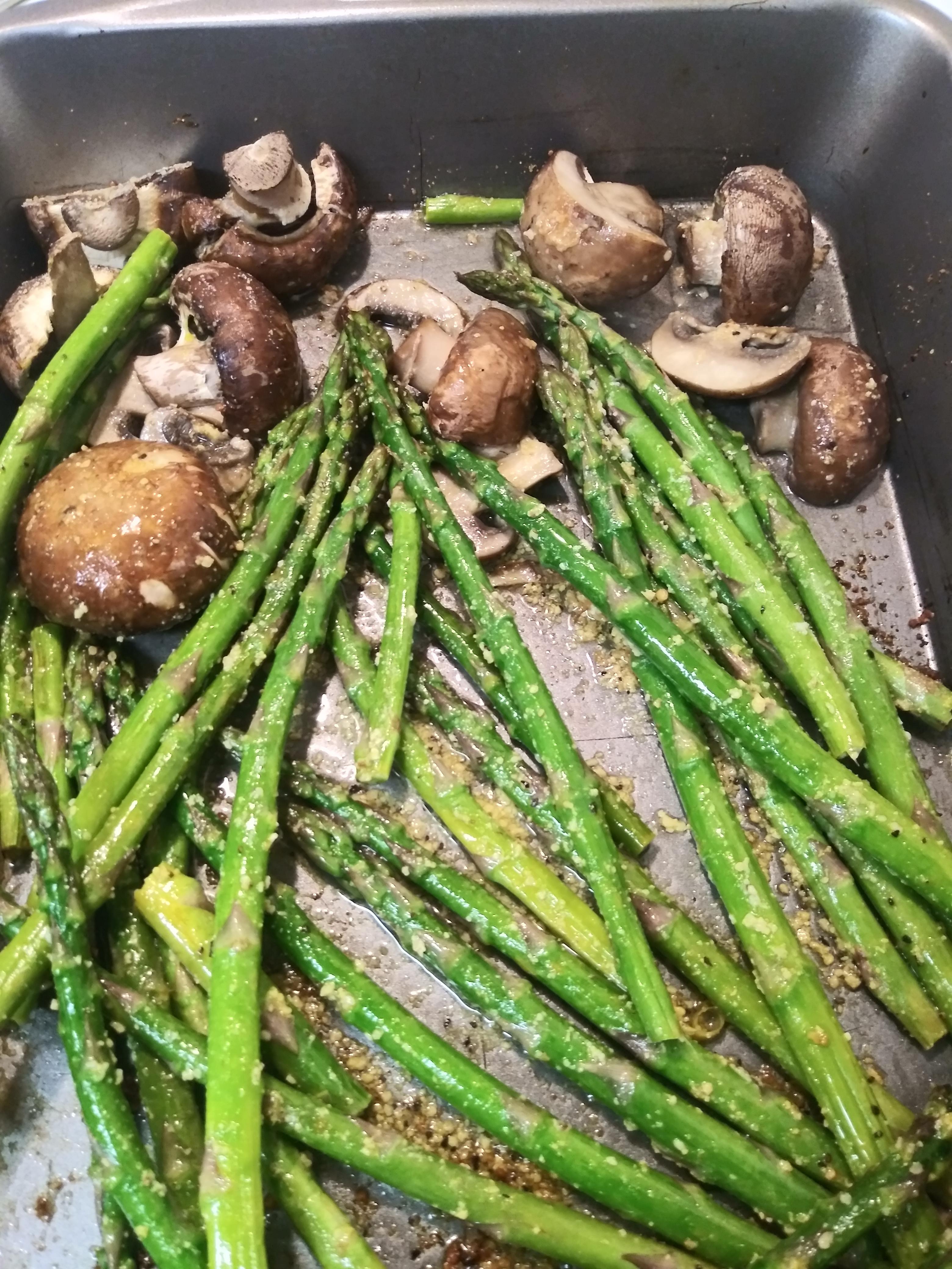 Roasted asparagus and mushrooms with parmesan and lemon pepper! r