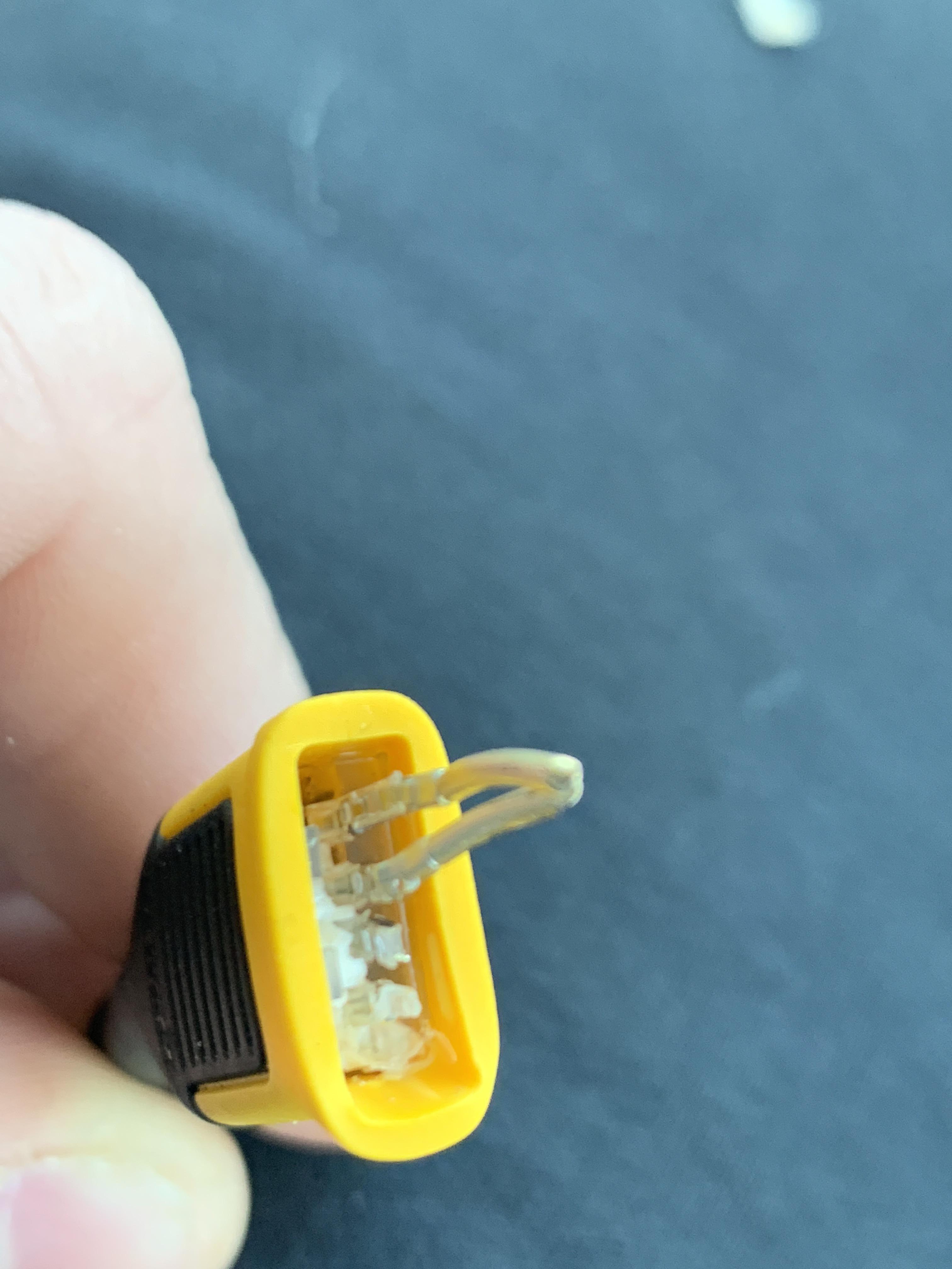 Can this phone charger be repaired (male end) r/fixit