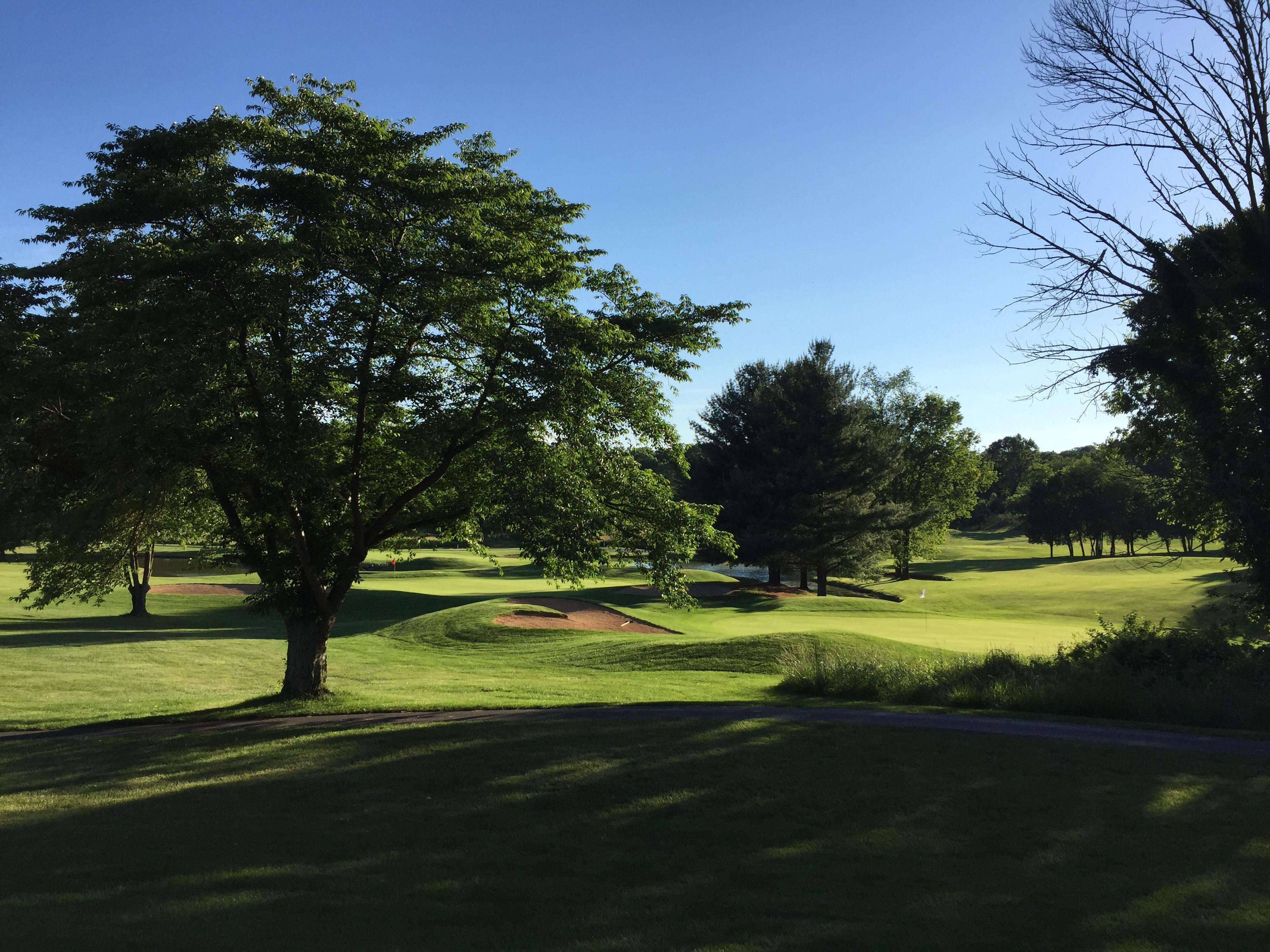 Late afternoon golf in West Virginia r/golf