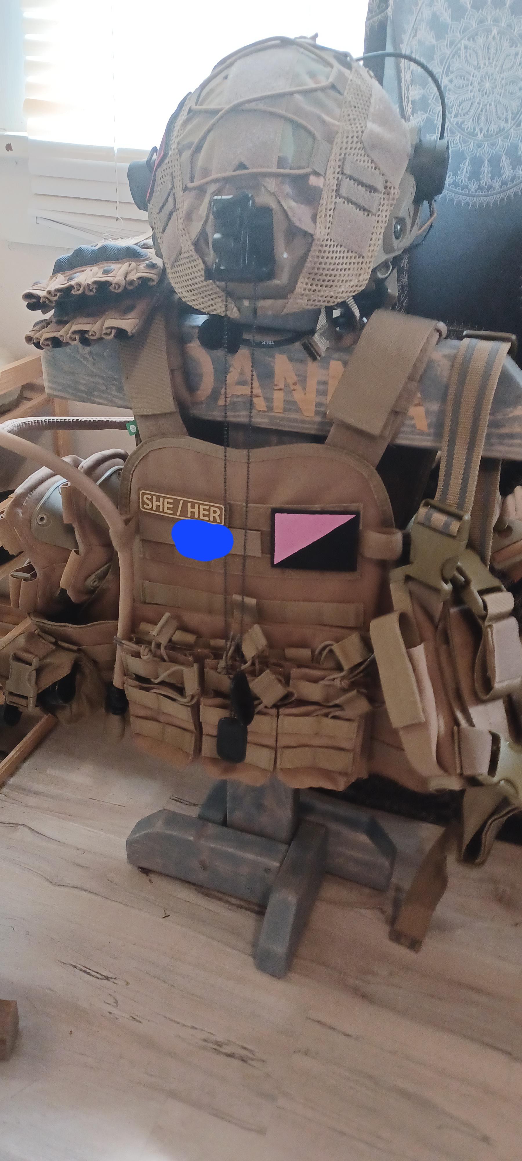 Body Armor setup, complete (name tag blured for OPSEC) r/transguns