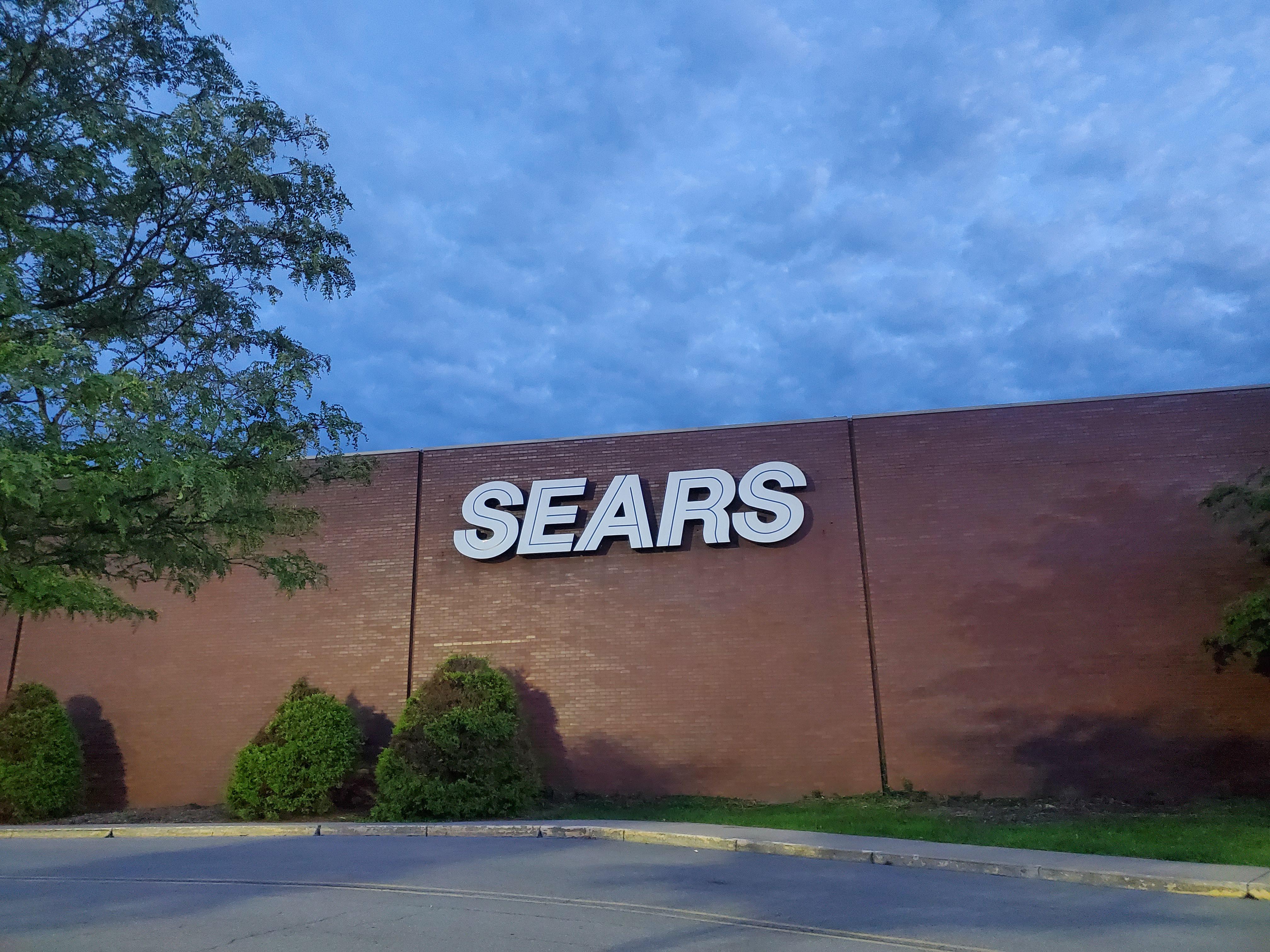 Westmoreland Mall. Was dying, but a casino bought it. They kept the old