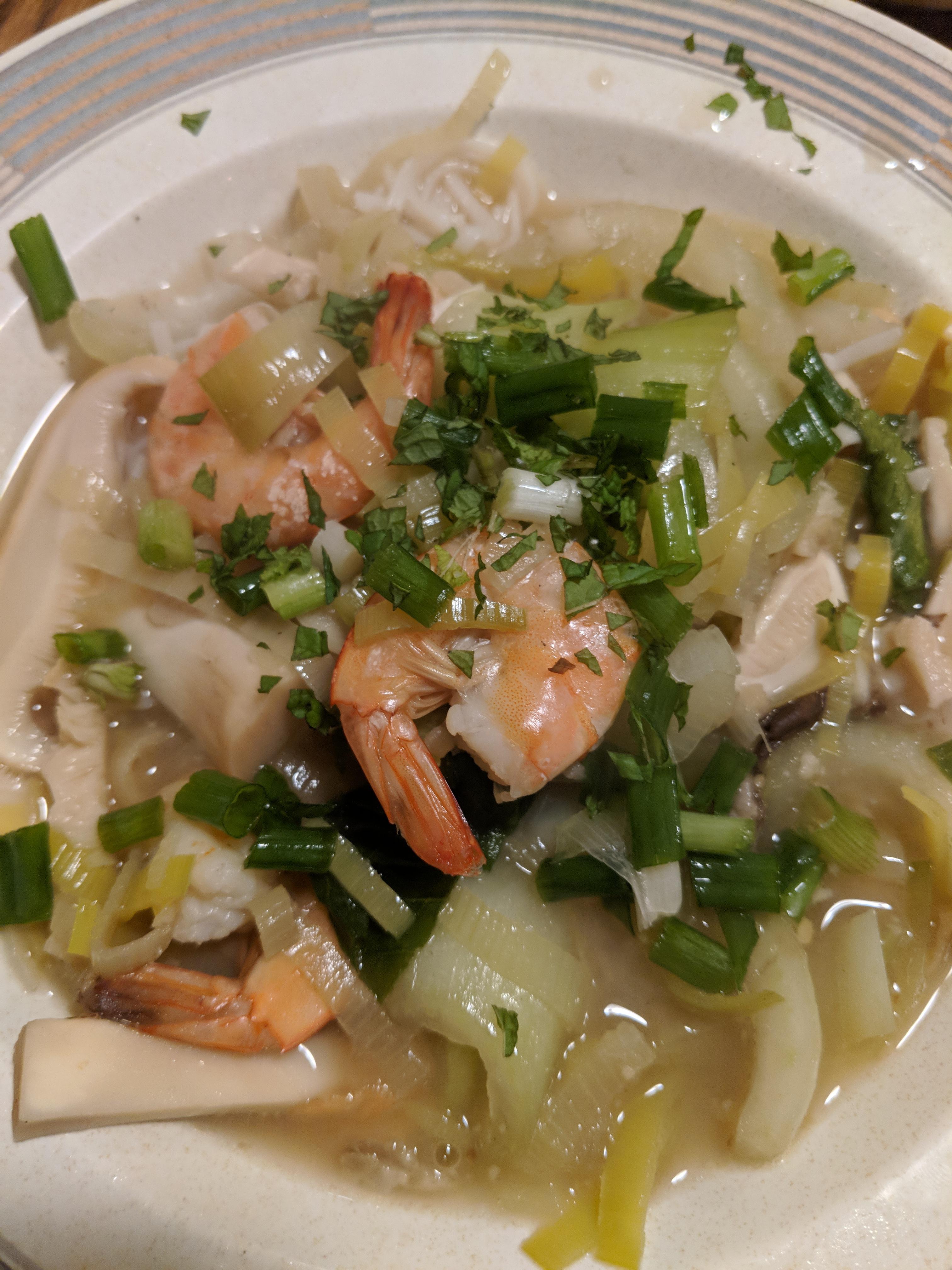 Matsutake miso soup with leek, onions, ginger, garlic, with vermicelli and green onion r/foraging