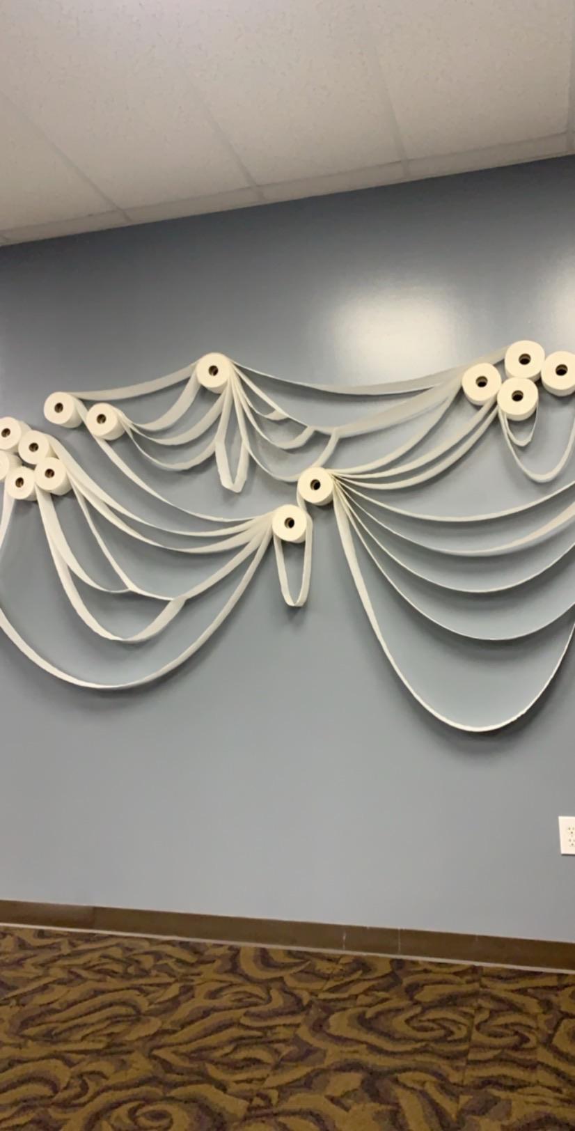 *Interesting* wall art r/ATBGE