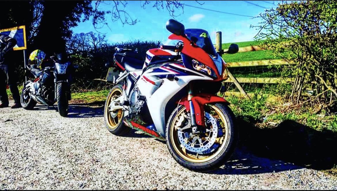 My 07 CRB 1000RR : r/cbr