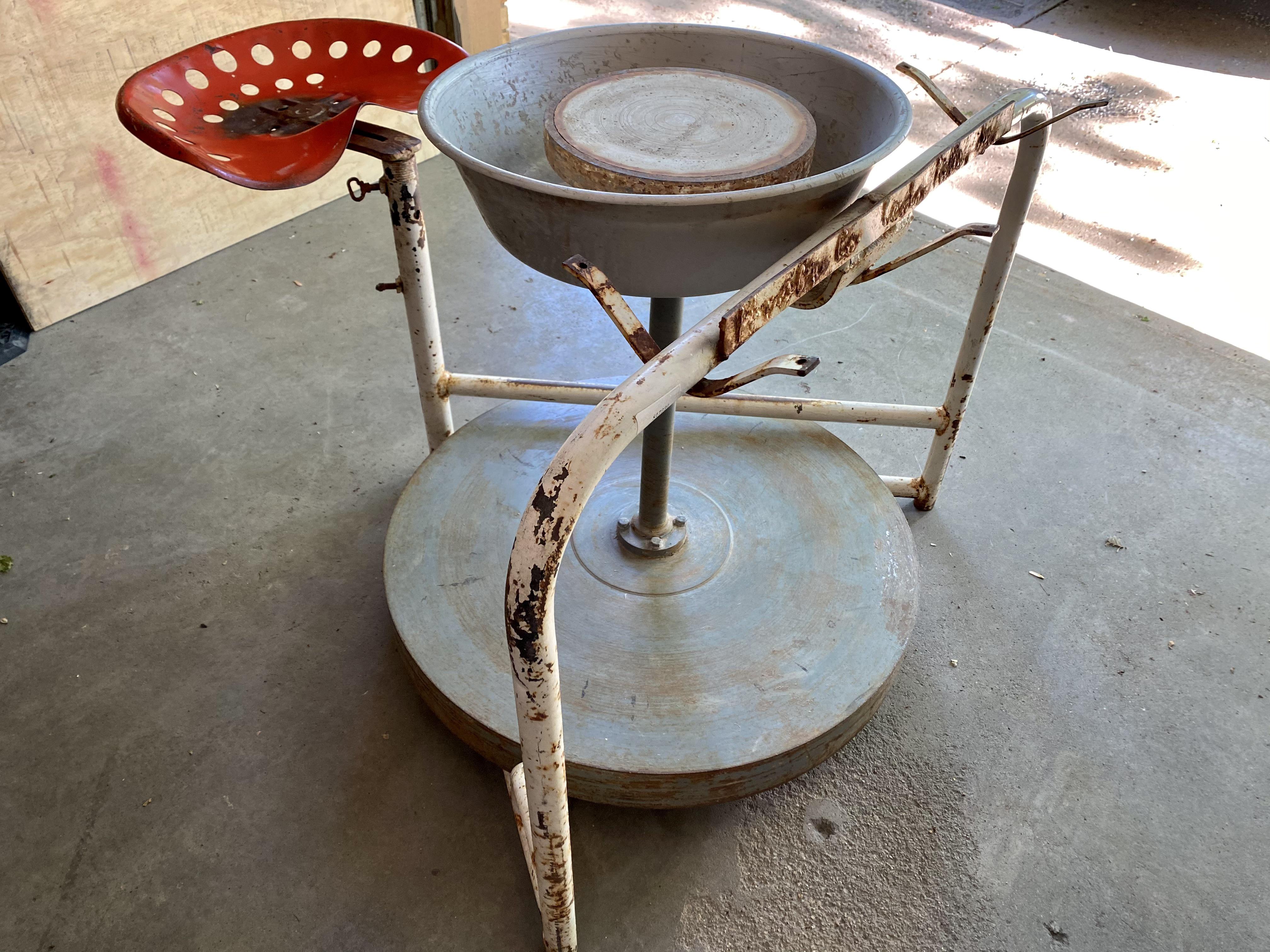 Craigslist find! r/Pottery