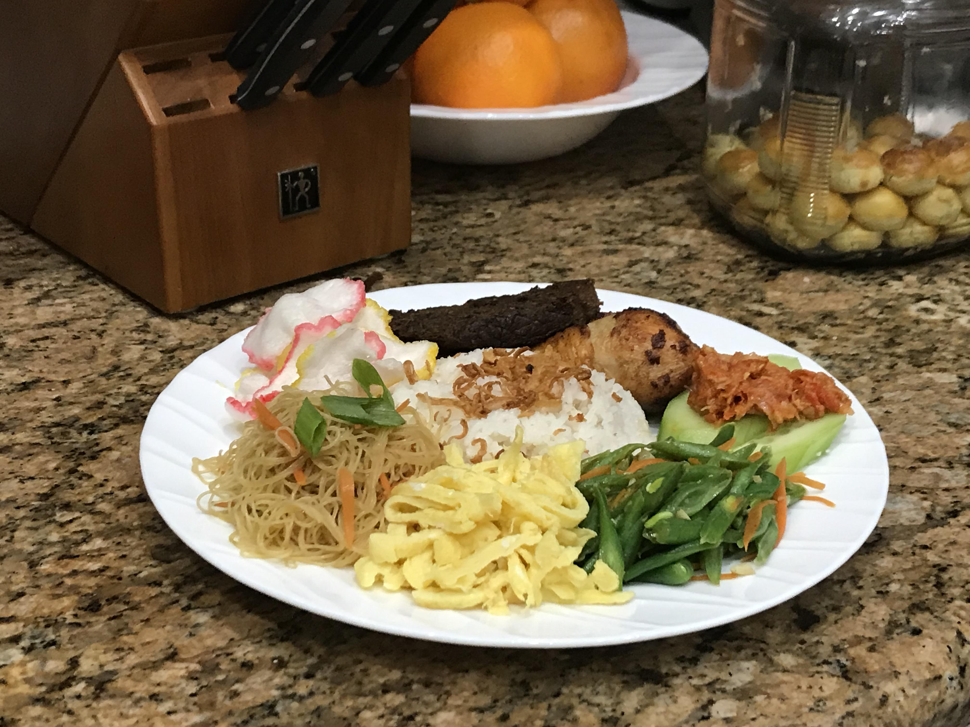 Nasi Rendang Komplit Menu Sambalttc Nasi ayam hainan