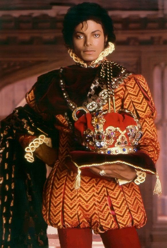 introducing, King Michael Jackson 👑 r/MichaelJackson