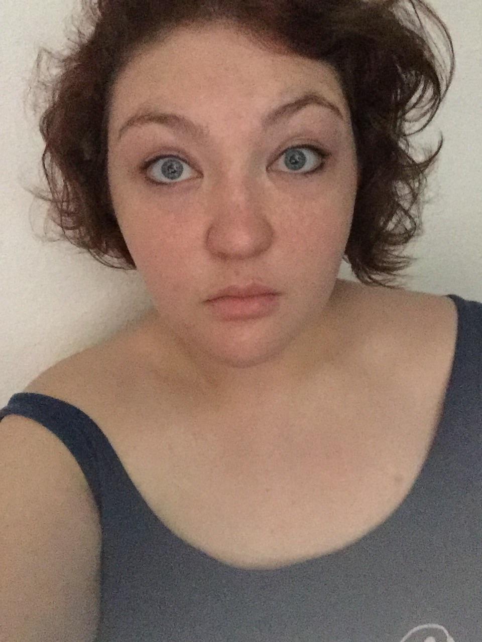 Is my face round or oval??? I really can’t figure it out r