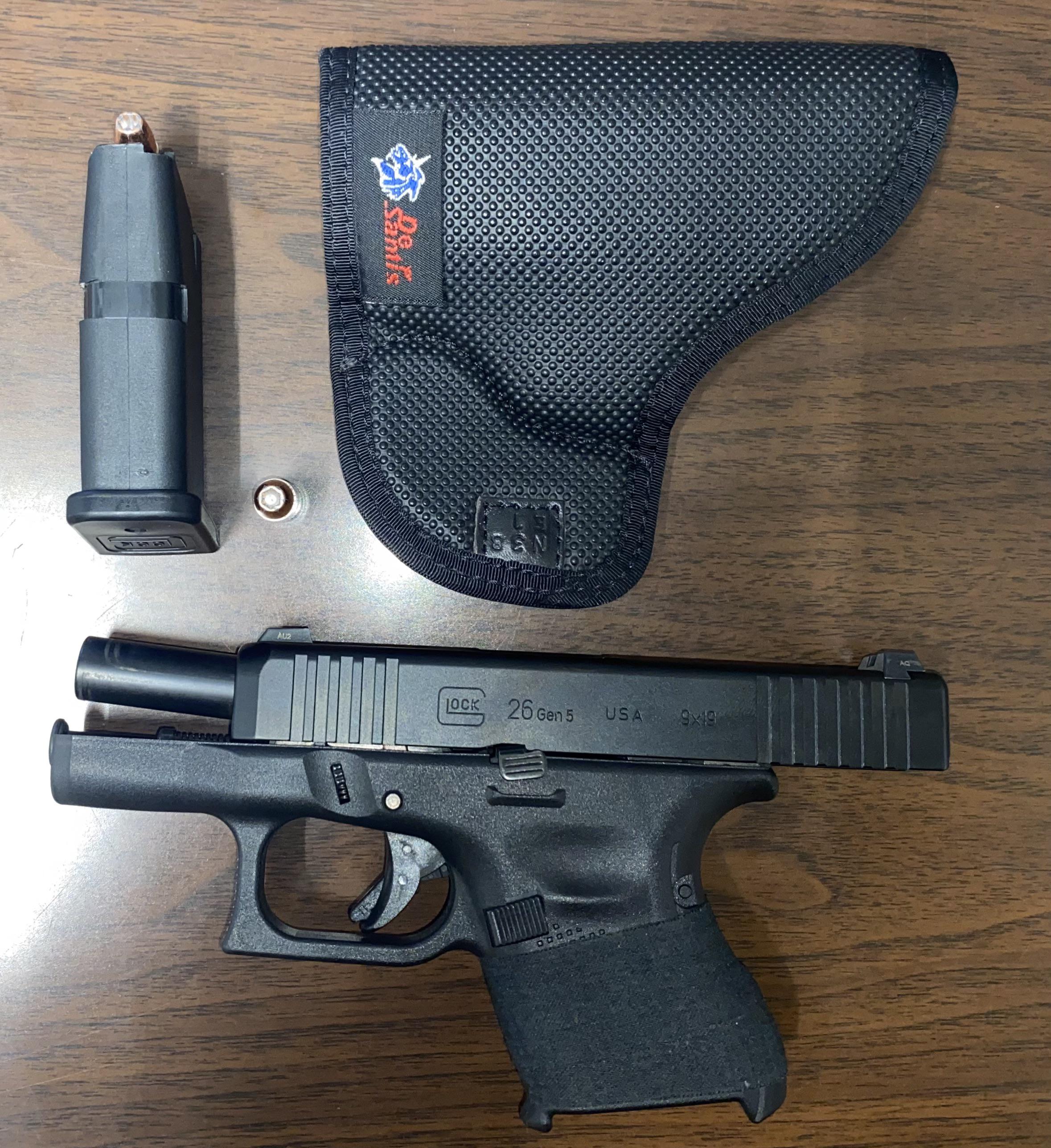 Anyone else pocket carry their Glock 26/ 27? r/CCW
