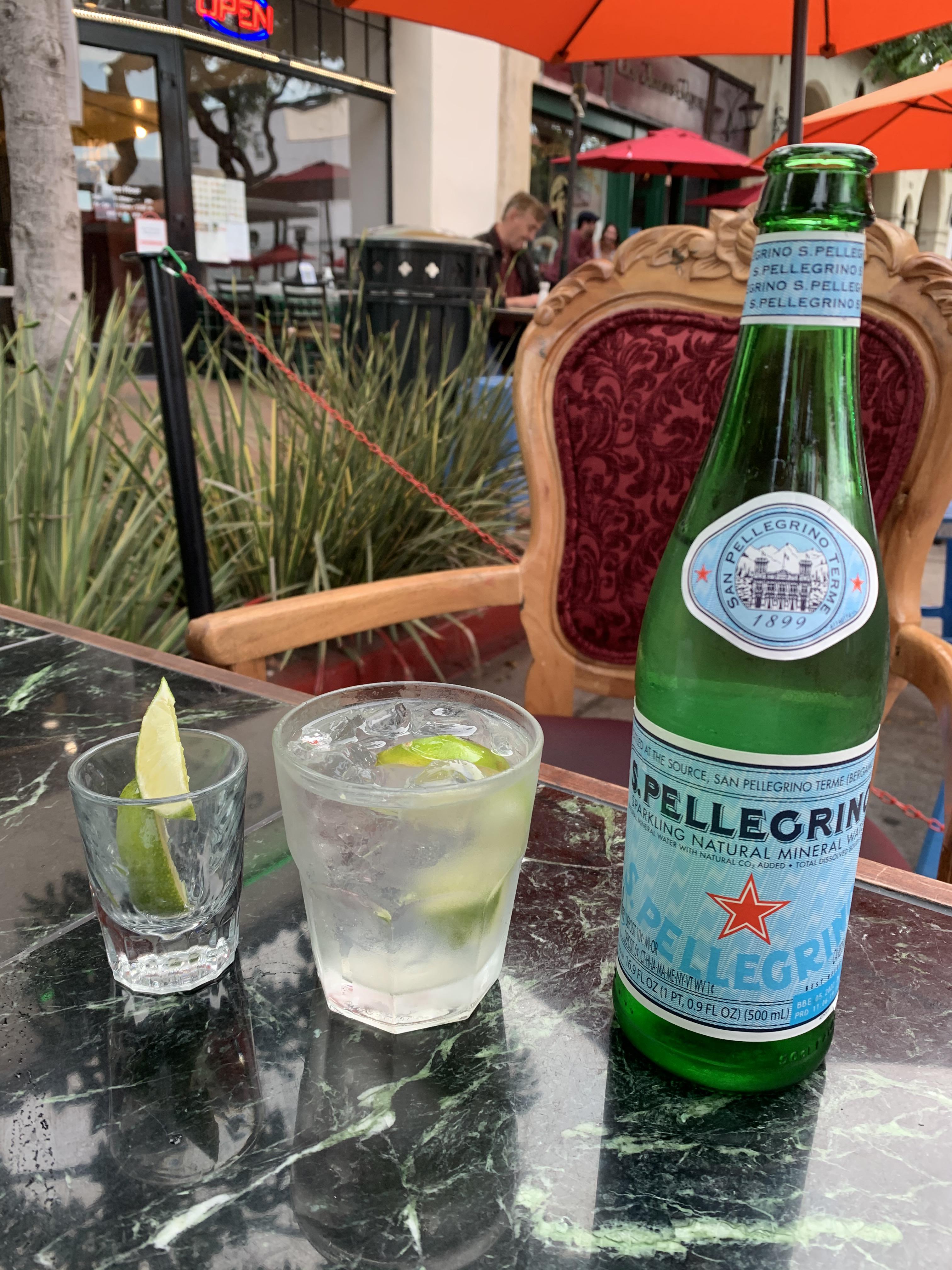 Why Sparkling Water May Help An Upset Stomach SipTrend, 40 OFF