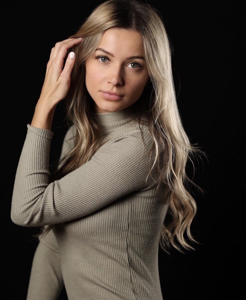 Franceska Fournier - Sexy