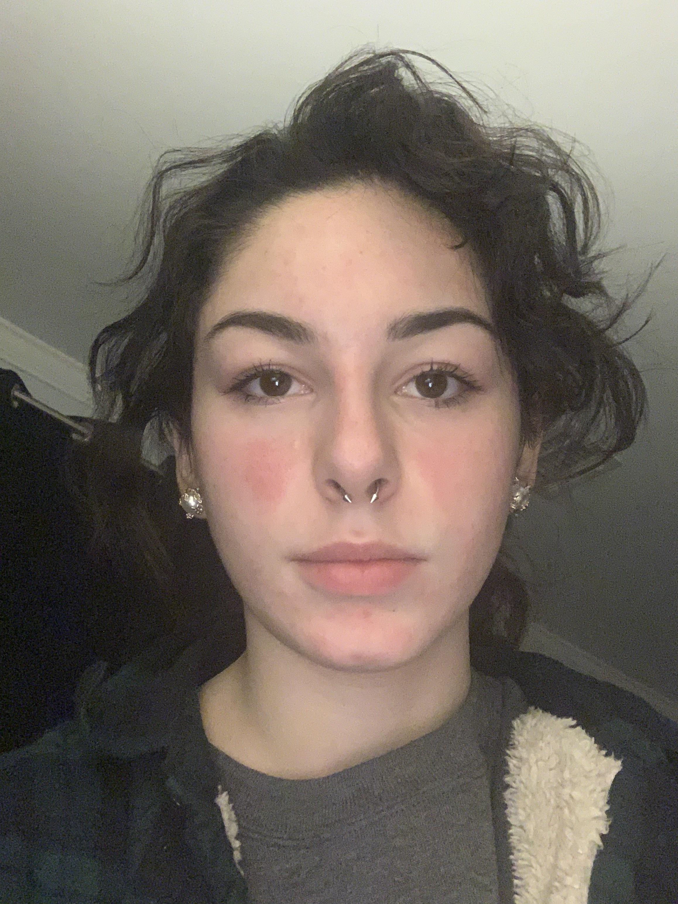 How tf do I fix my lopsided ass eyebrows...why does my face look like