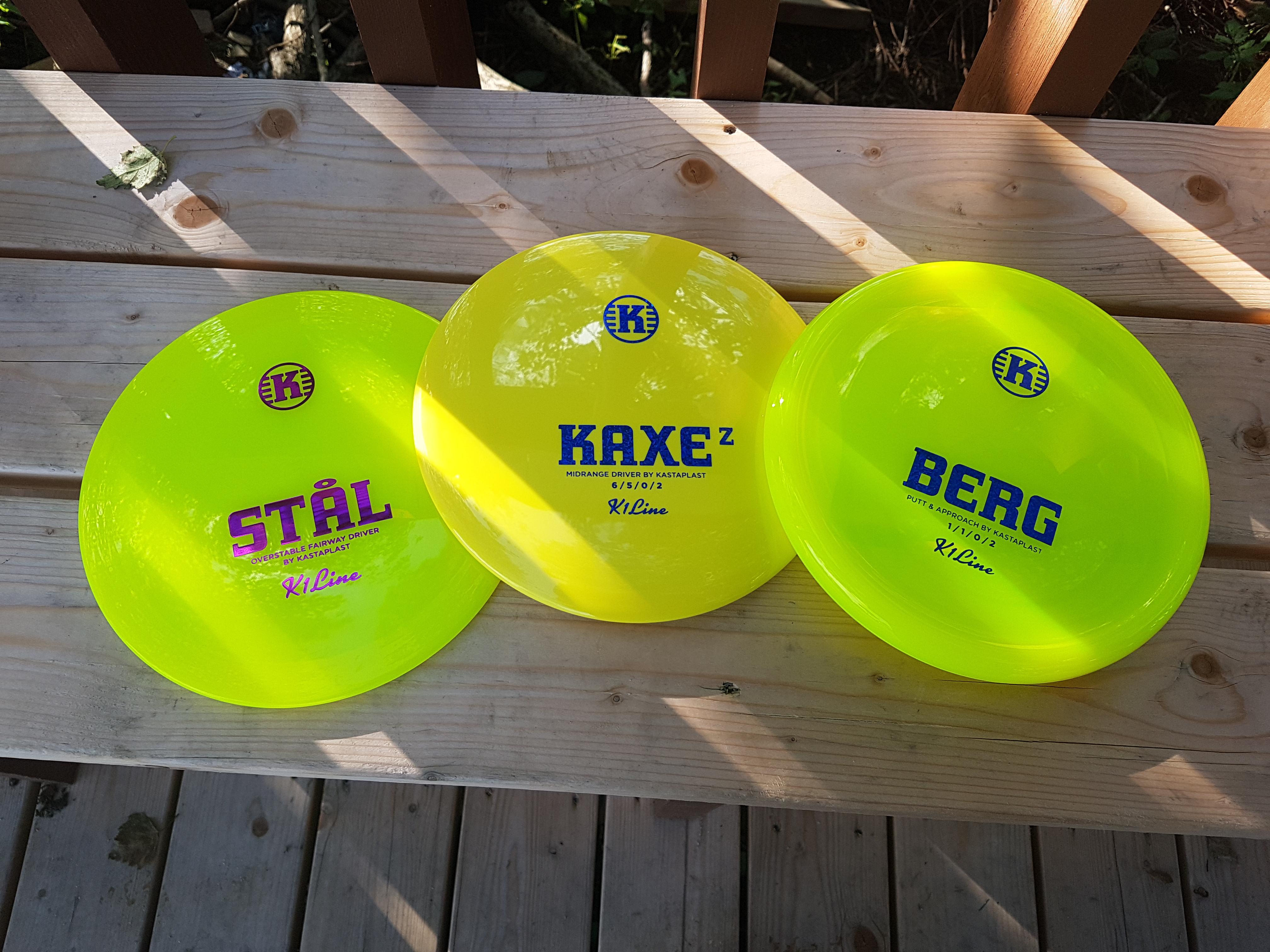 Followup to my birthday disc golfing.. my new presents D r/discgolf