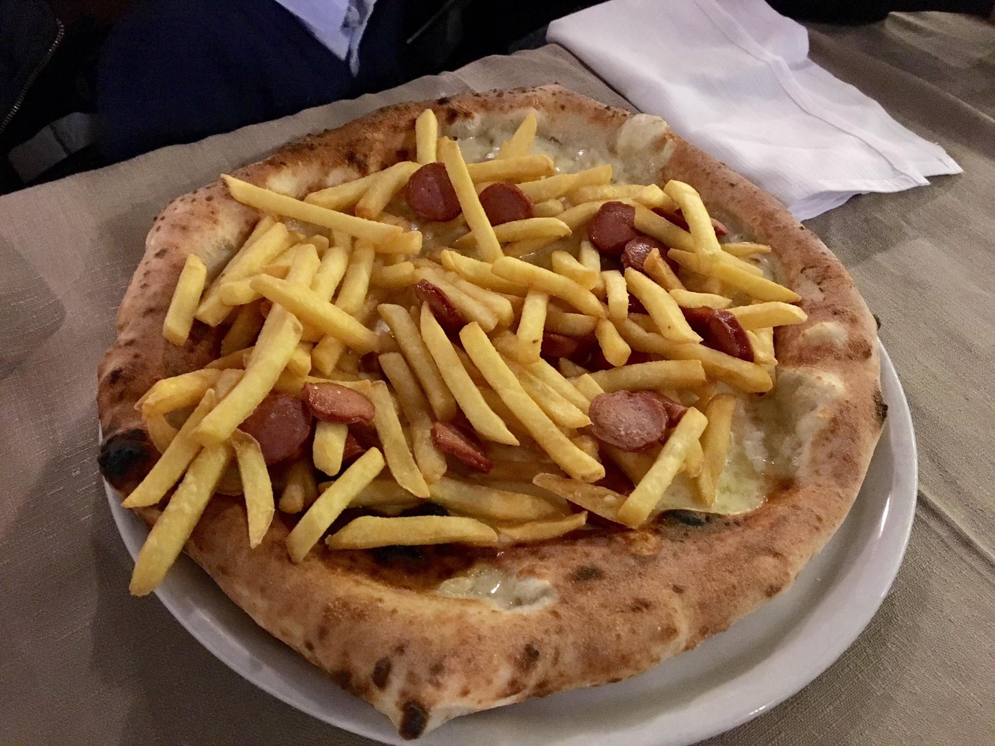 Viennese (vienna sausages and potato fries). (xpost /r/Pizza r