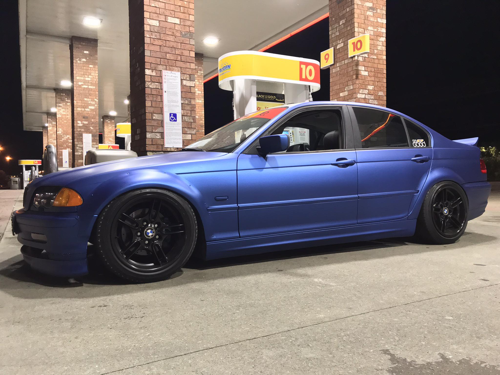 New to the group. Here’s my 01 e46 325i r/e46