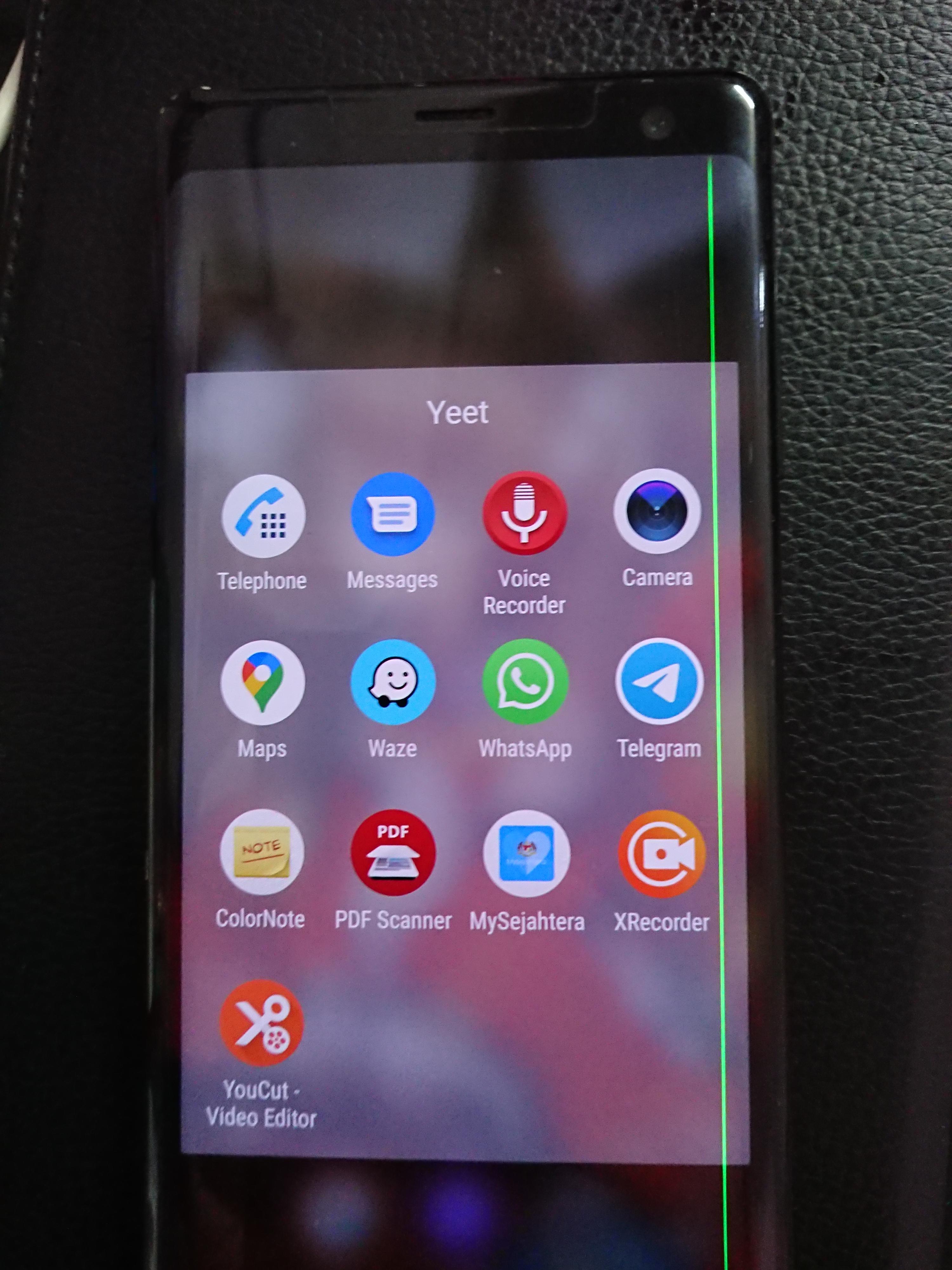 OLED Green Line. Does newer Xperia lineup have this problem? Because