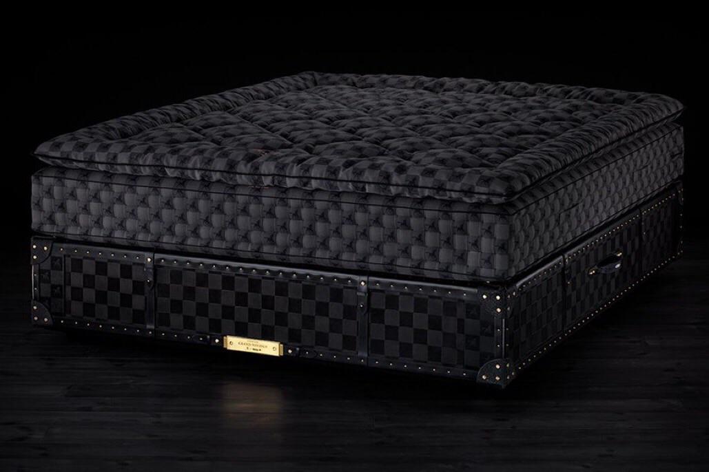 Drake is really out here sleepin’ on a 400,000 mattress made out of