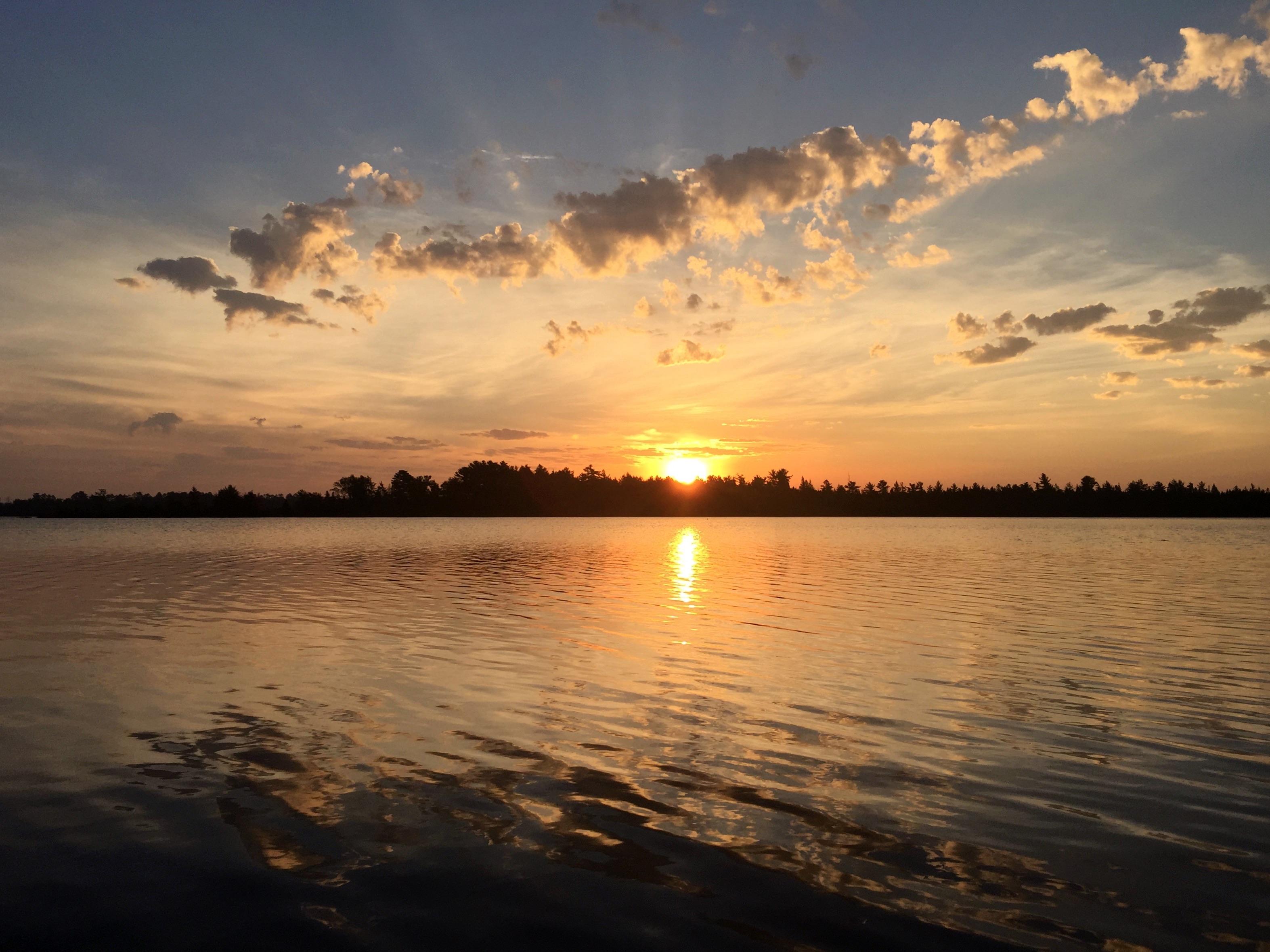 Spirit Lake in Three Lakes, WI [3146 x 2359] r/waterporn