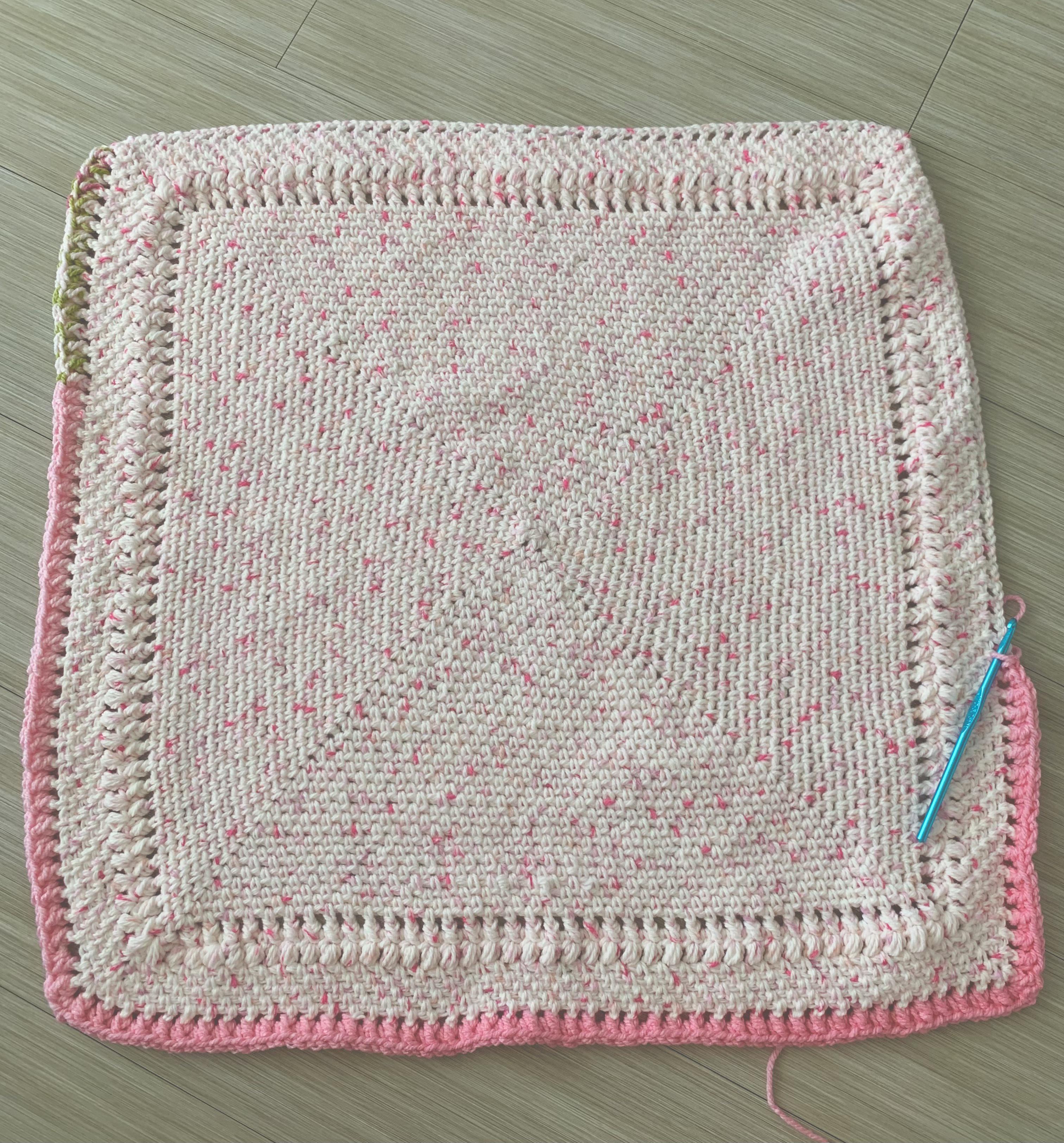 Working on my first baby blanket! r/crochet