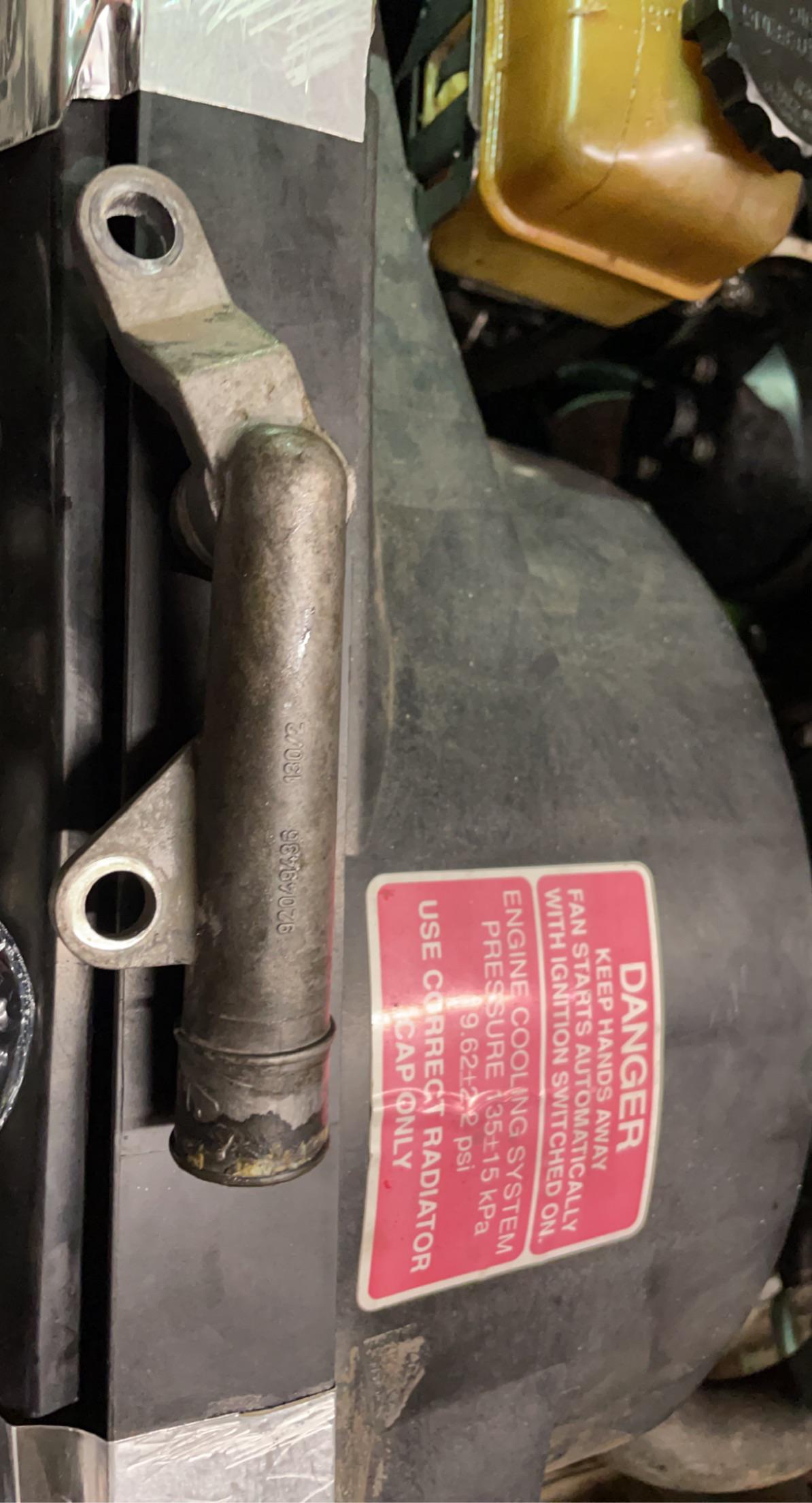 Question Mechanics of reddit, what is this car part? Its