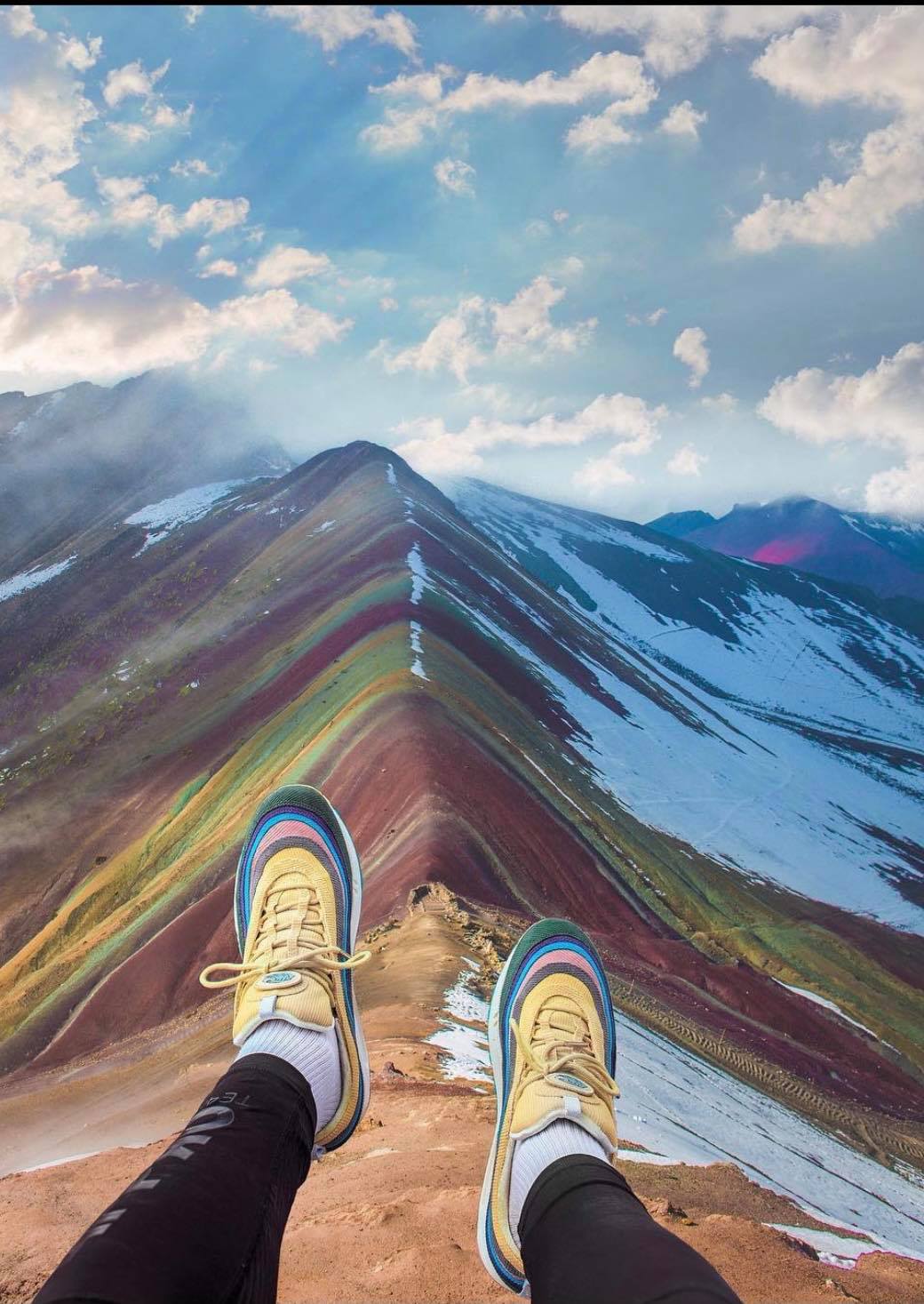 Rainbow Mountain Peru r/awesome