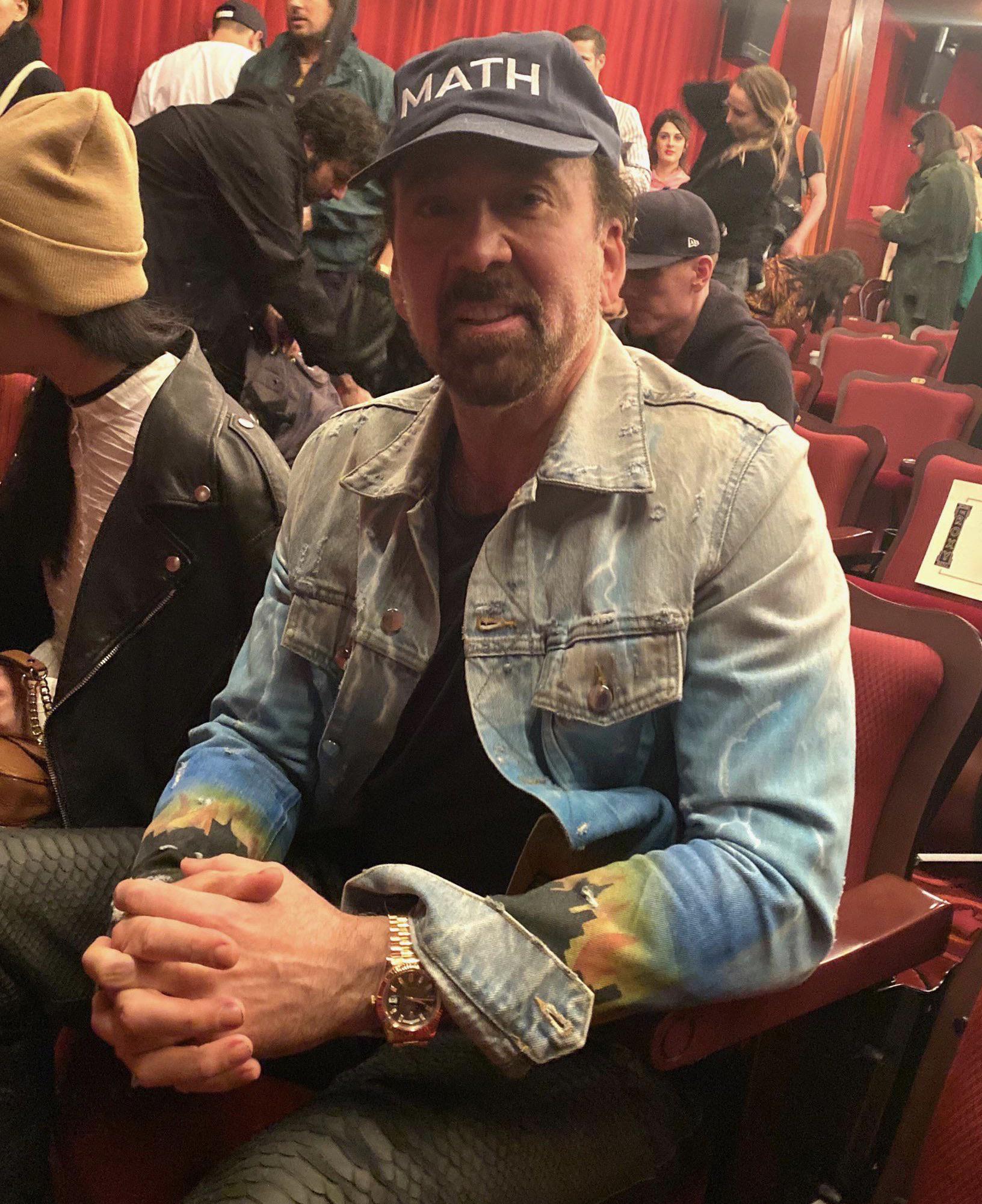 Can I get an ID on what this pure class fella is wearing