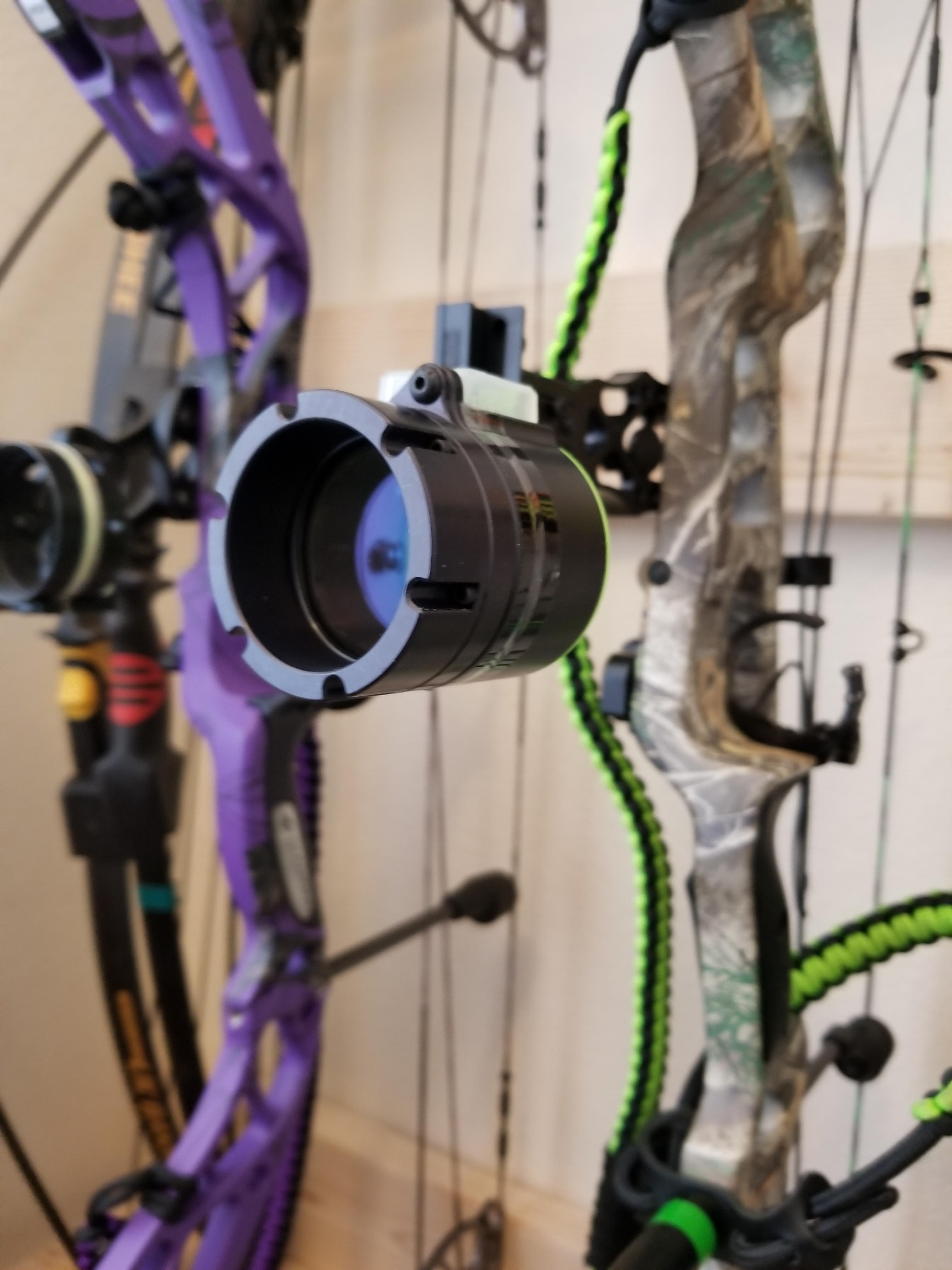 Gifted this lens kit... Is it necessary to use a peep sight lens as well (clarifier/verifier)? I