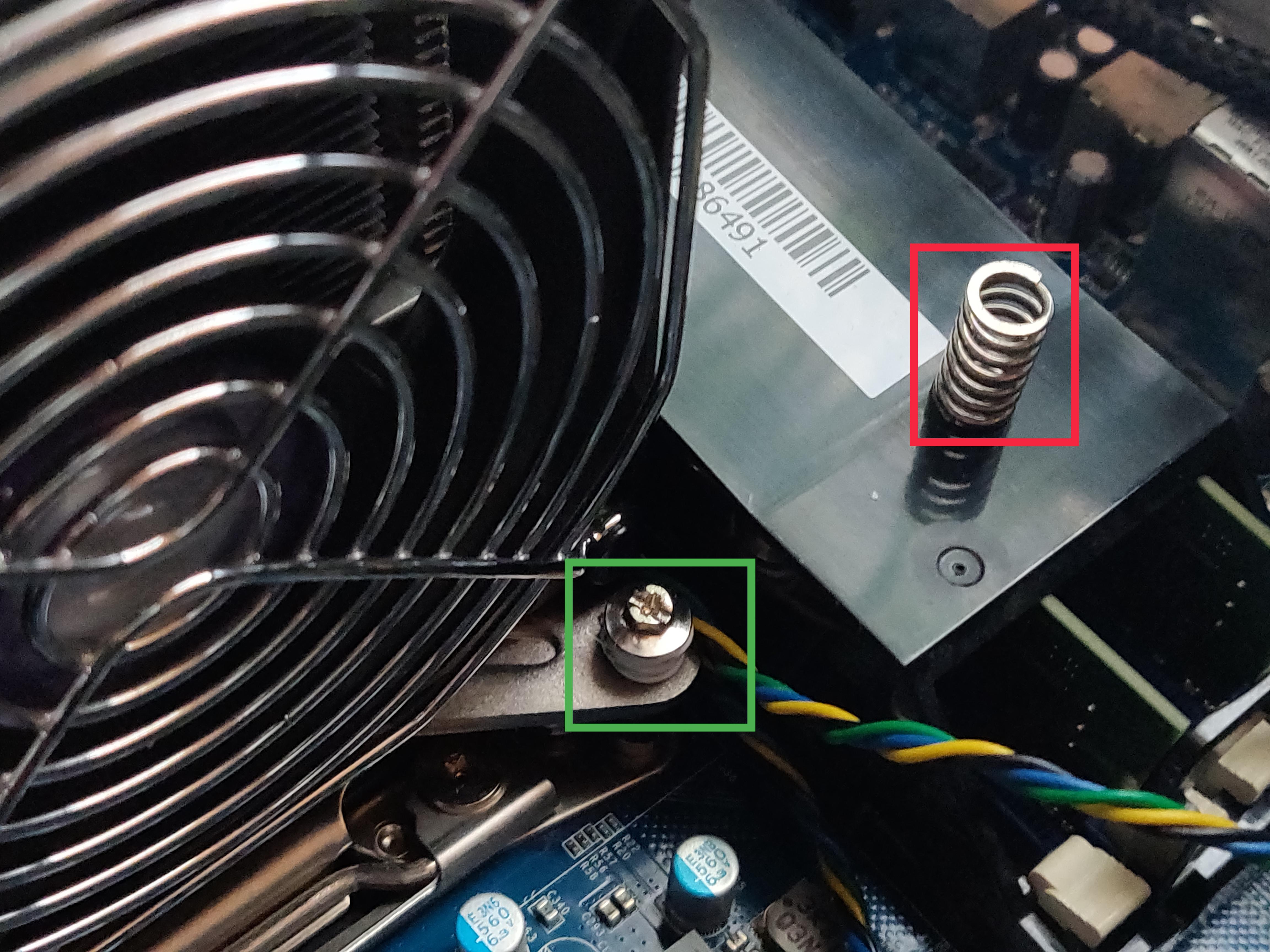 I got a CPU cooler laying around which wasnt compatible with my Board