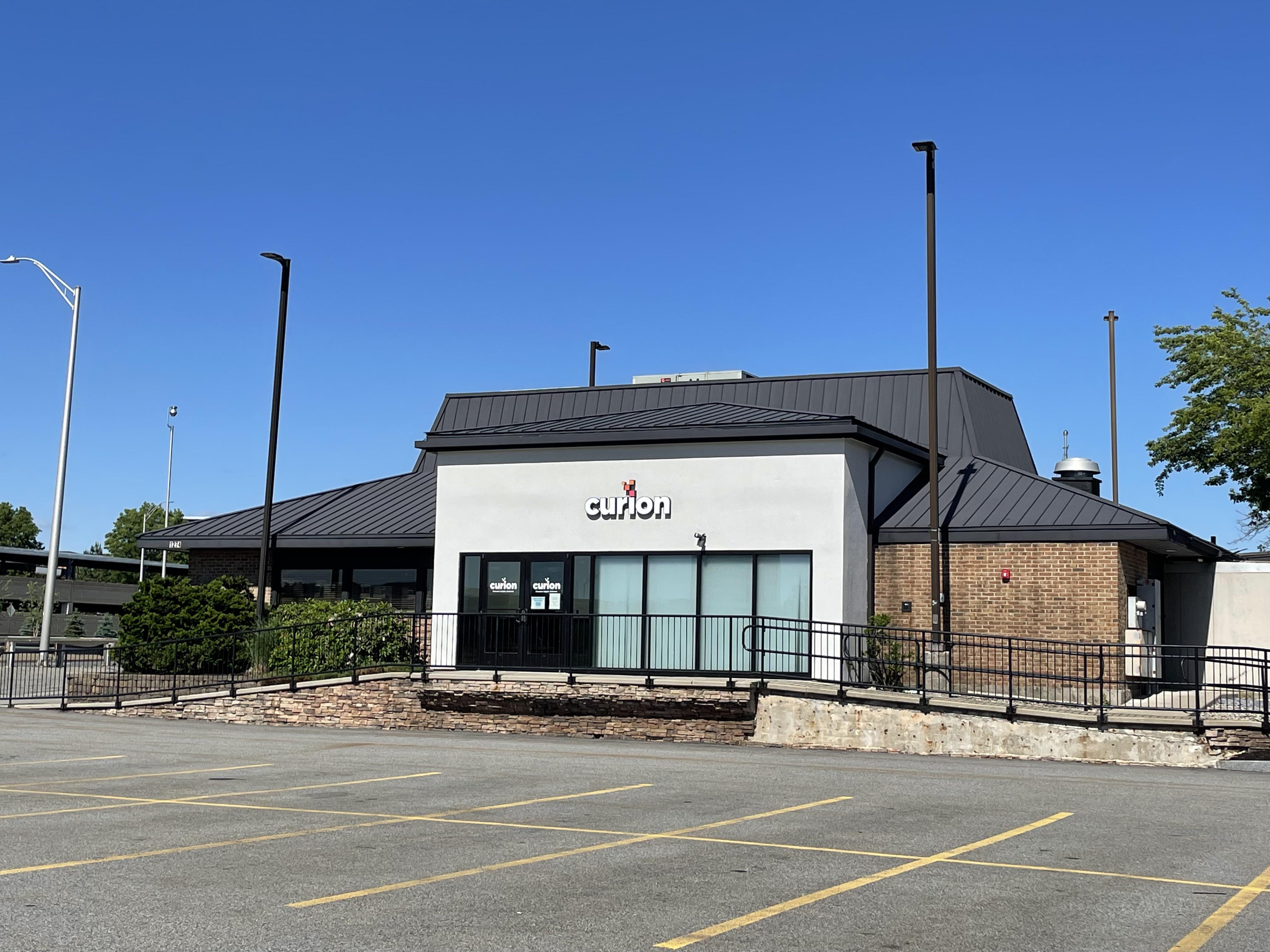 You can paint your roof, we’ll still know r/FormerPizzaHuts