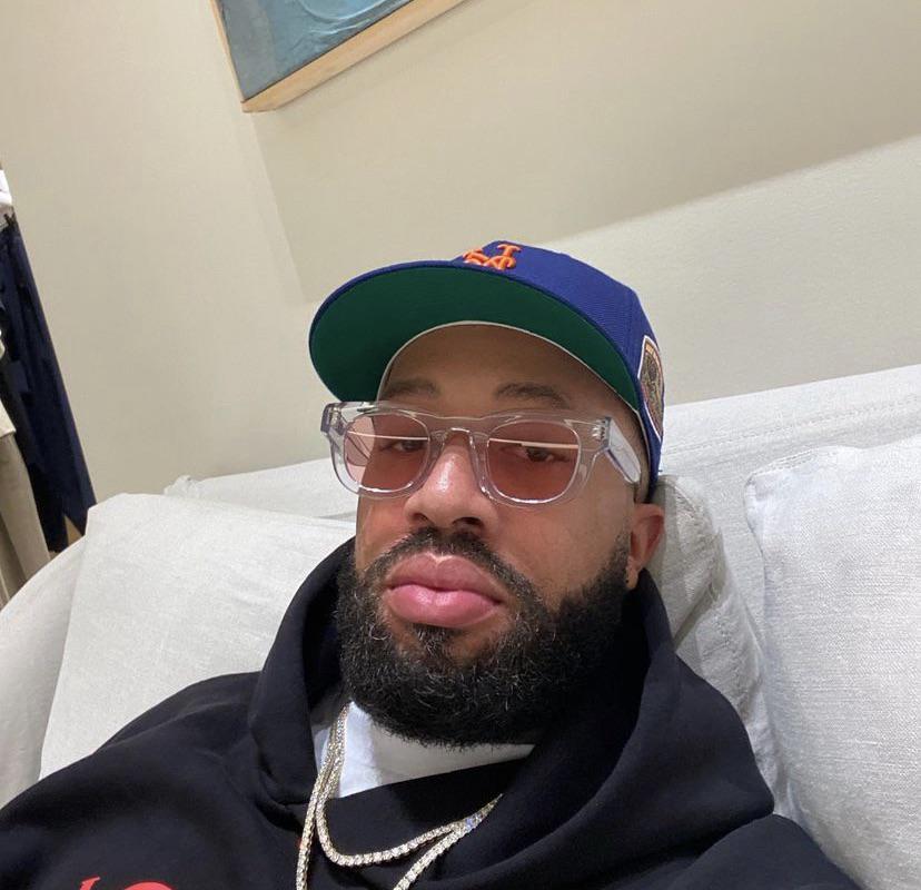 Can anyone ID the glasses that Rapper, Larry June, is wearing here? r