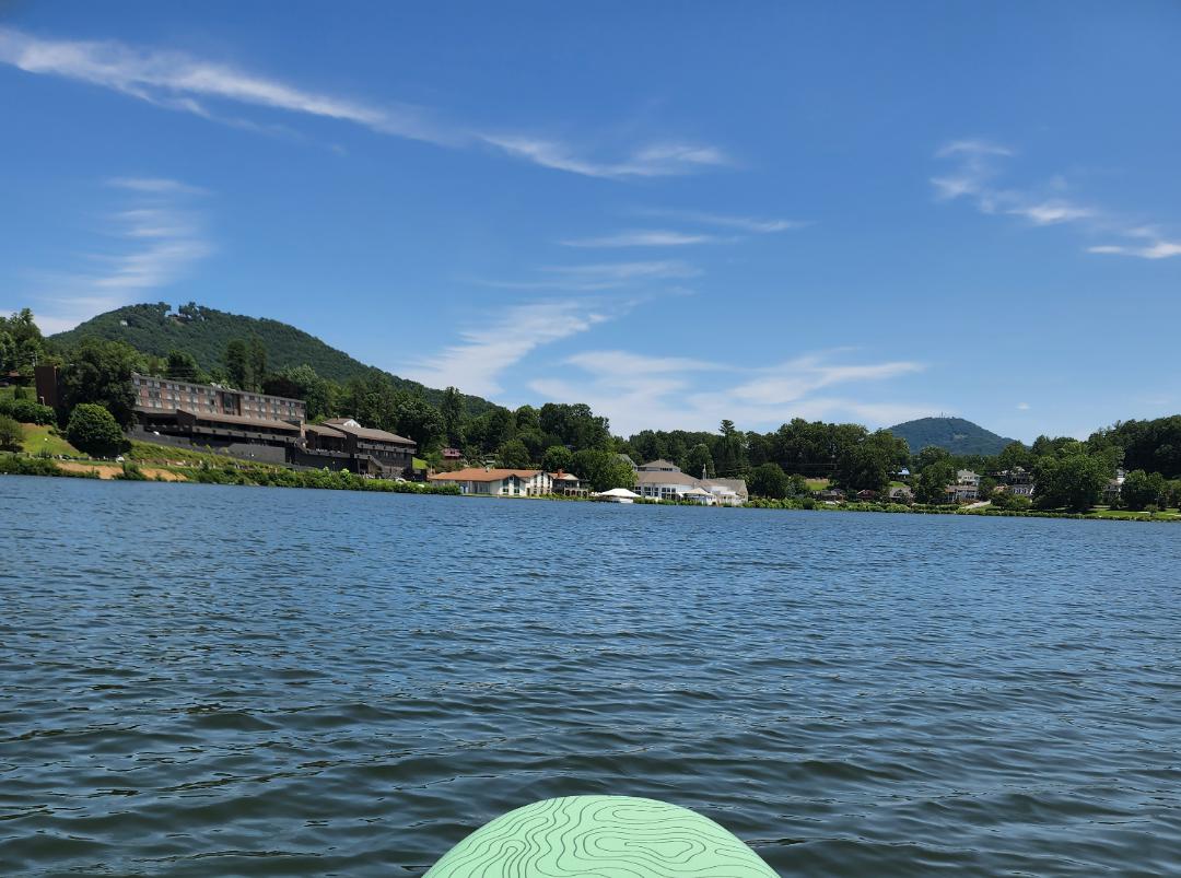 Summer paddlin' at Lake Junaluska, NC r/pics
