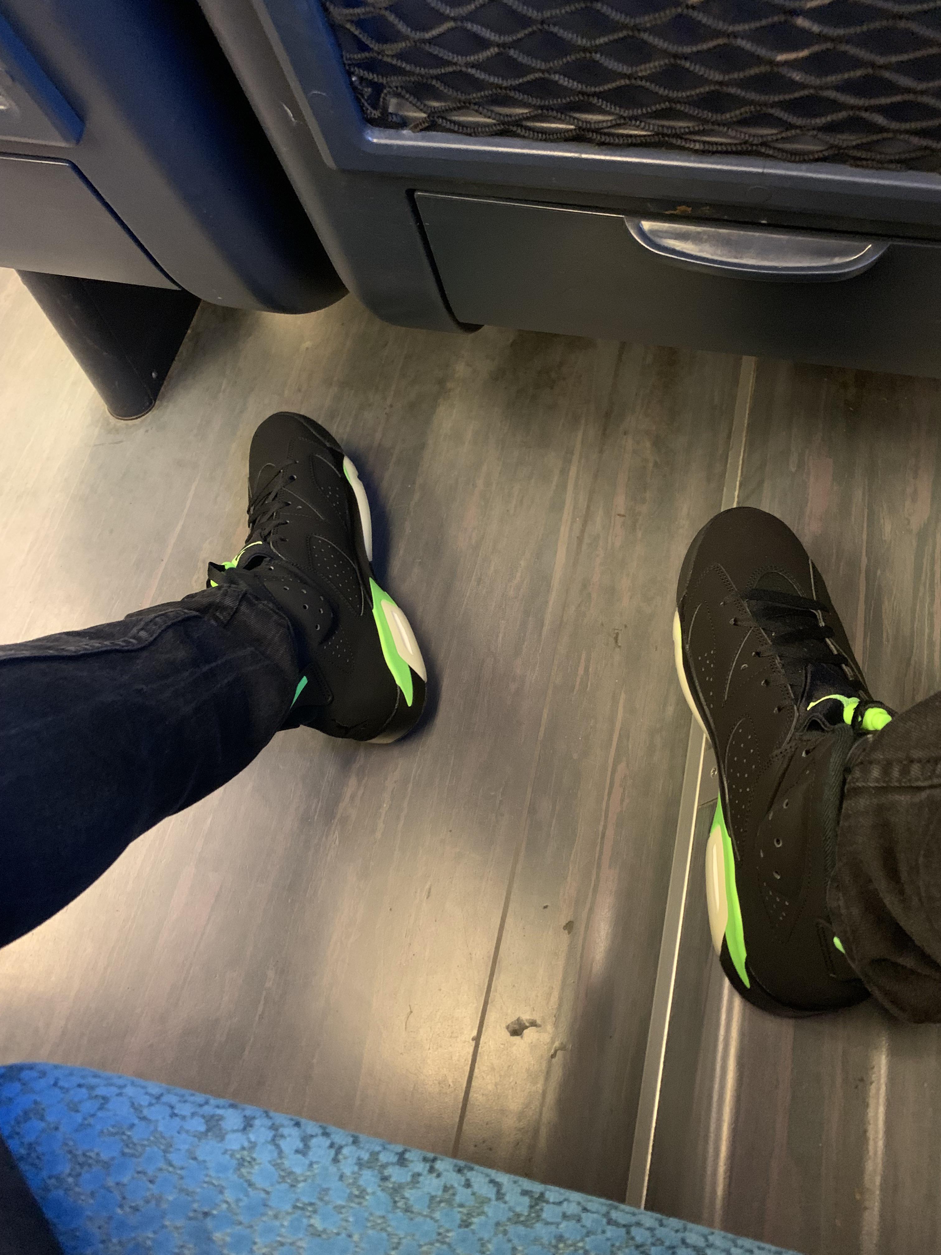 Help me out with the sizing. Just got these in. They are a bit roomy. I