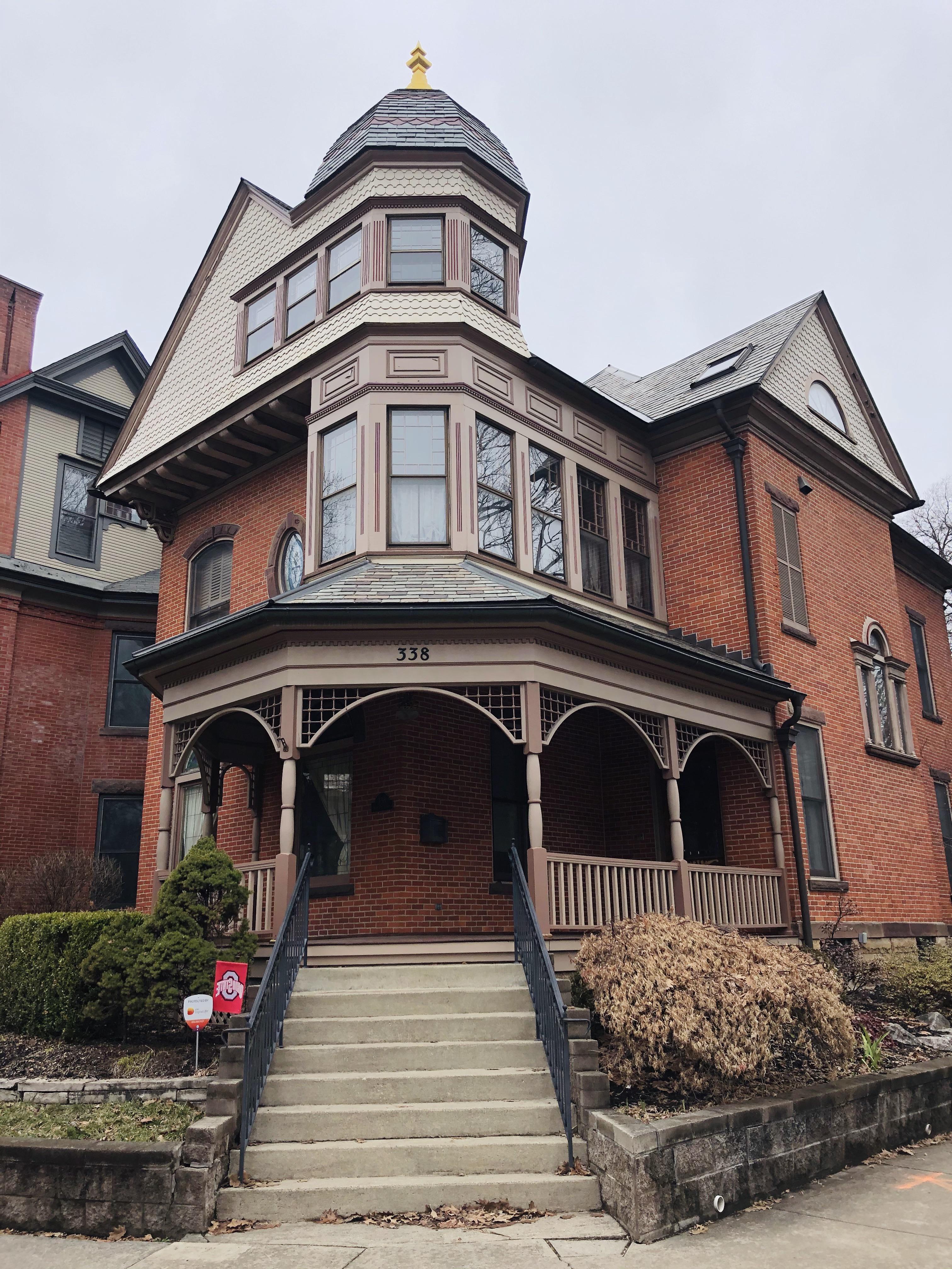 Victorian beauty built in 1895; Dennison Place— Columbus, OH r/Houseporn