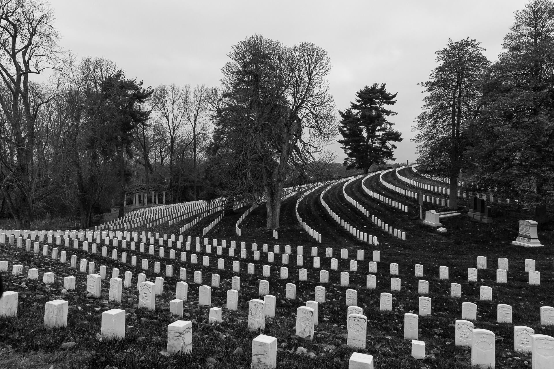 Cave Hill Cemetery in Louisville, KY. Civil War Soldiers. r/CemeteryPorn