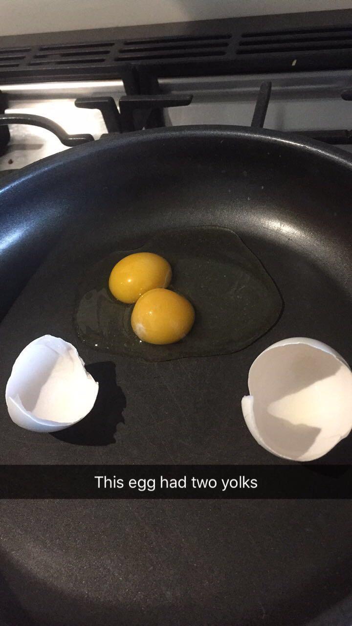 This egg I cracked had two small yolks instead of one big yolk r/mildlyamusing