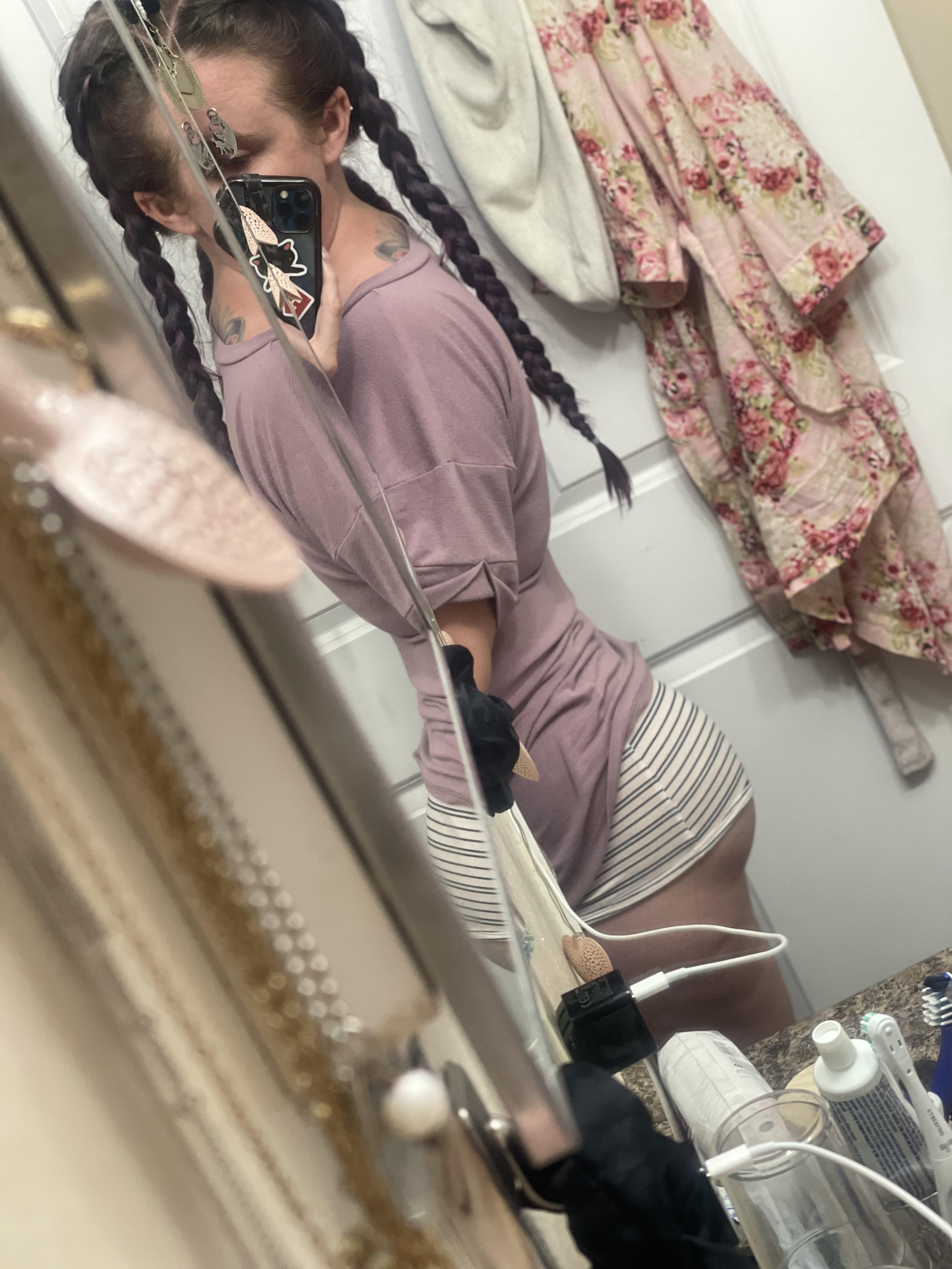 Hump day Sunday : blueeyedgoddess88