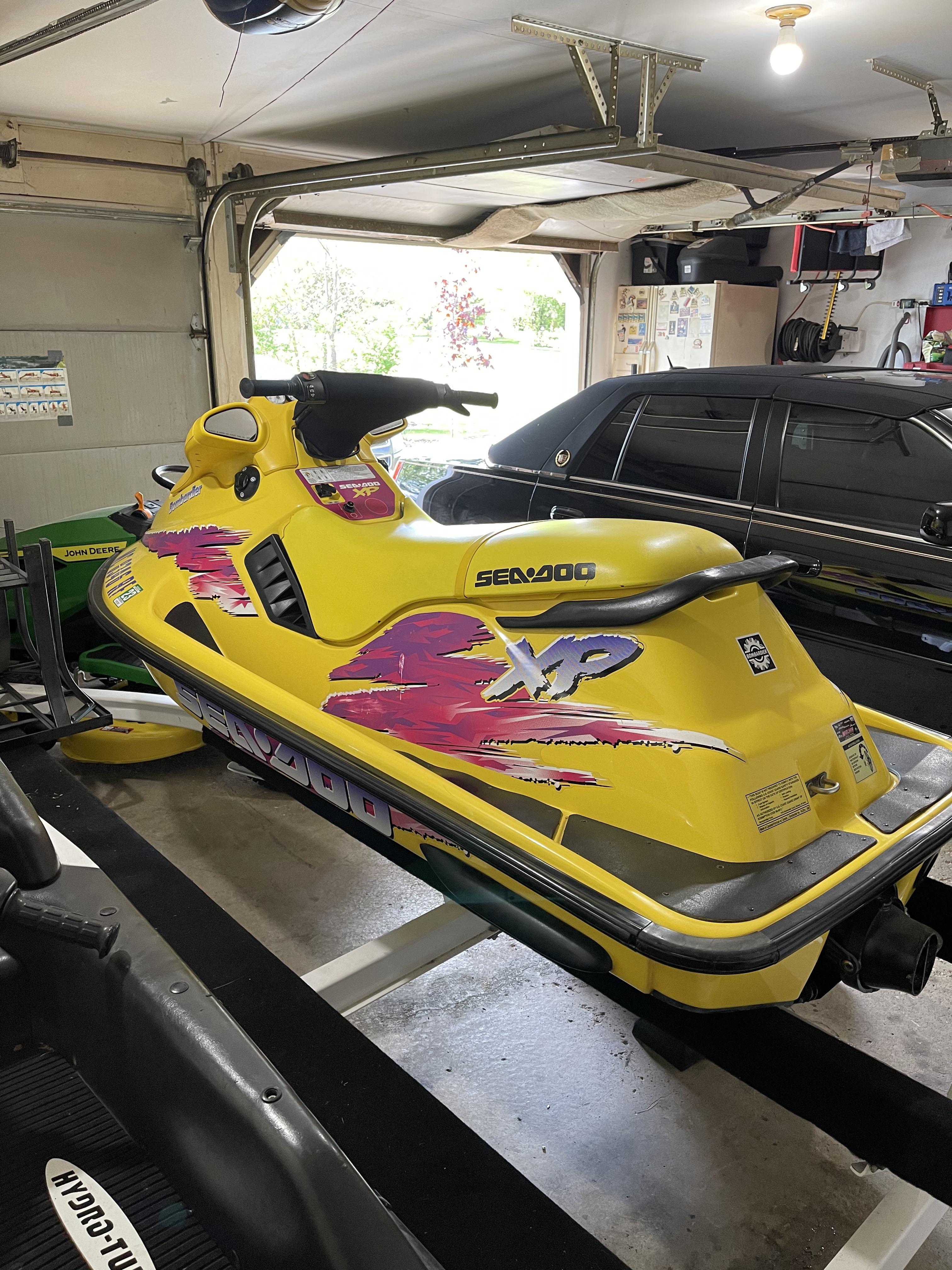 Social Jet Ski Ride on the Rainbow River, Florida on Yamaha and SeaDoo