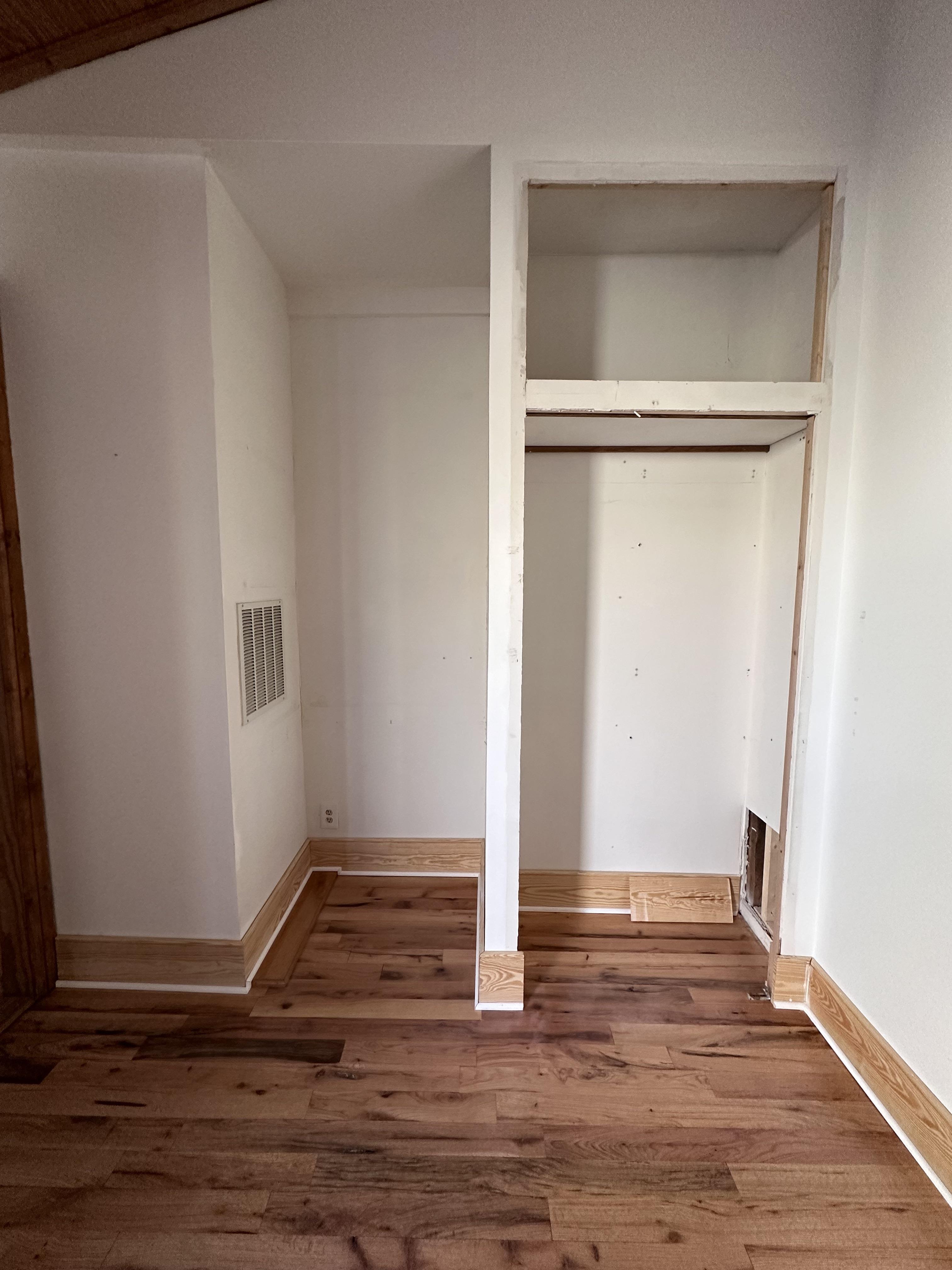 Design Help for a Niche & Closet in a Modern Minimal Home r/DesignMyRoom