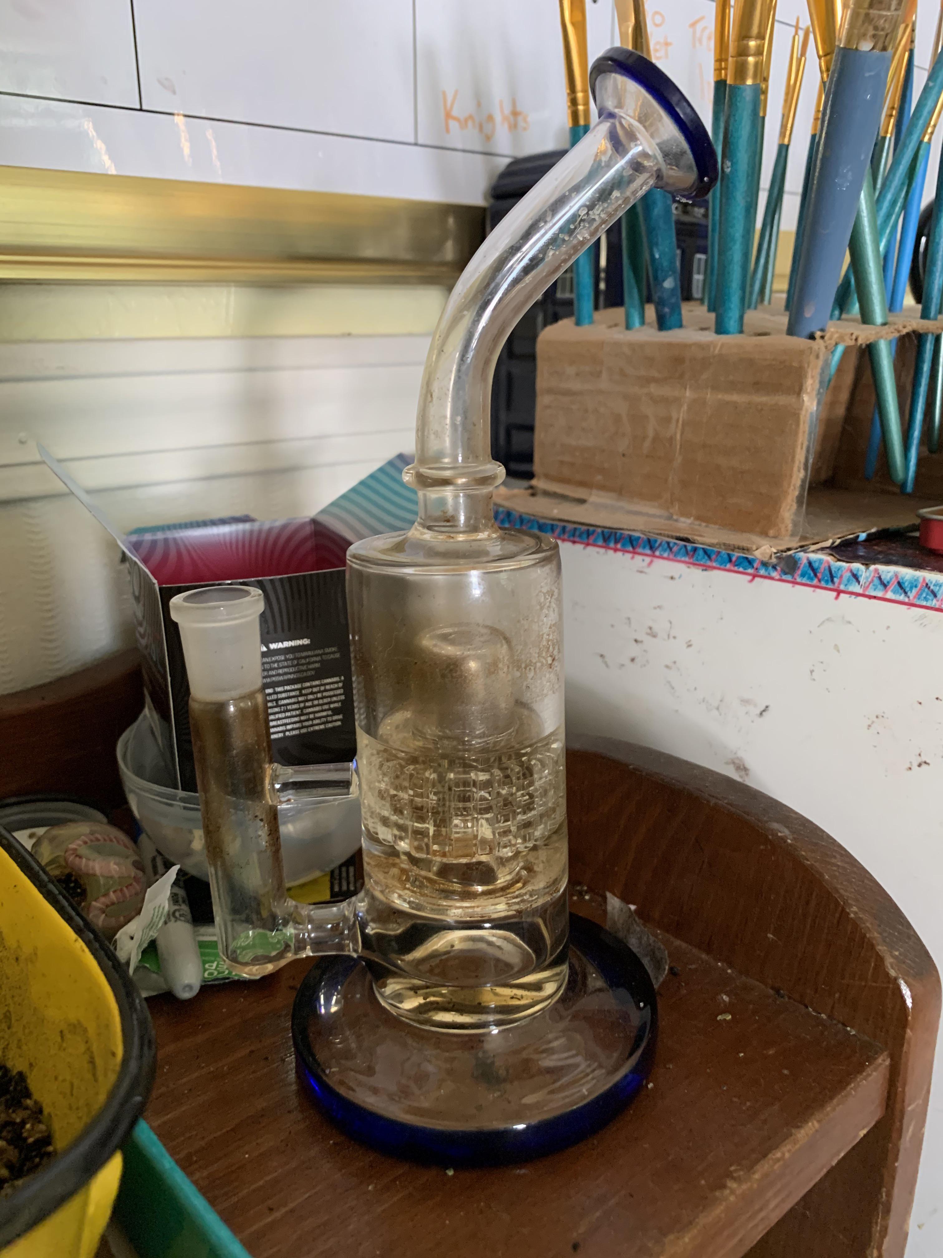 Help cleaning a complex bong? r/trees