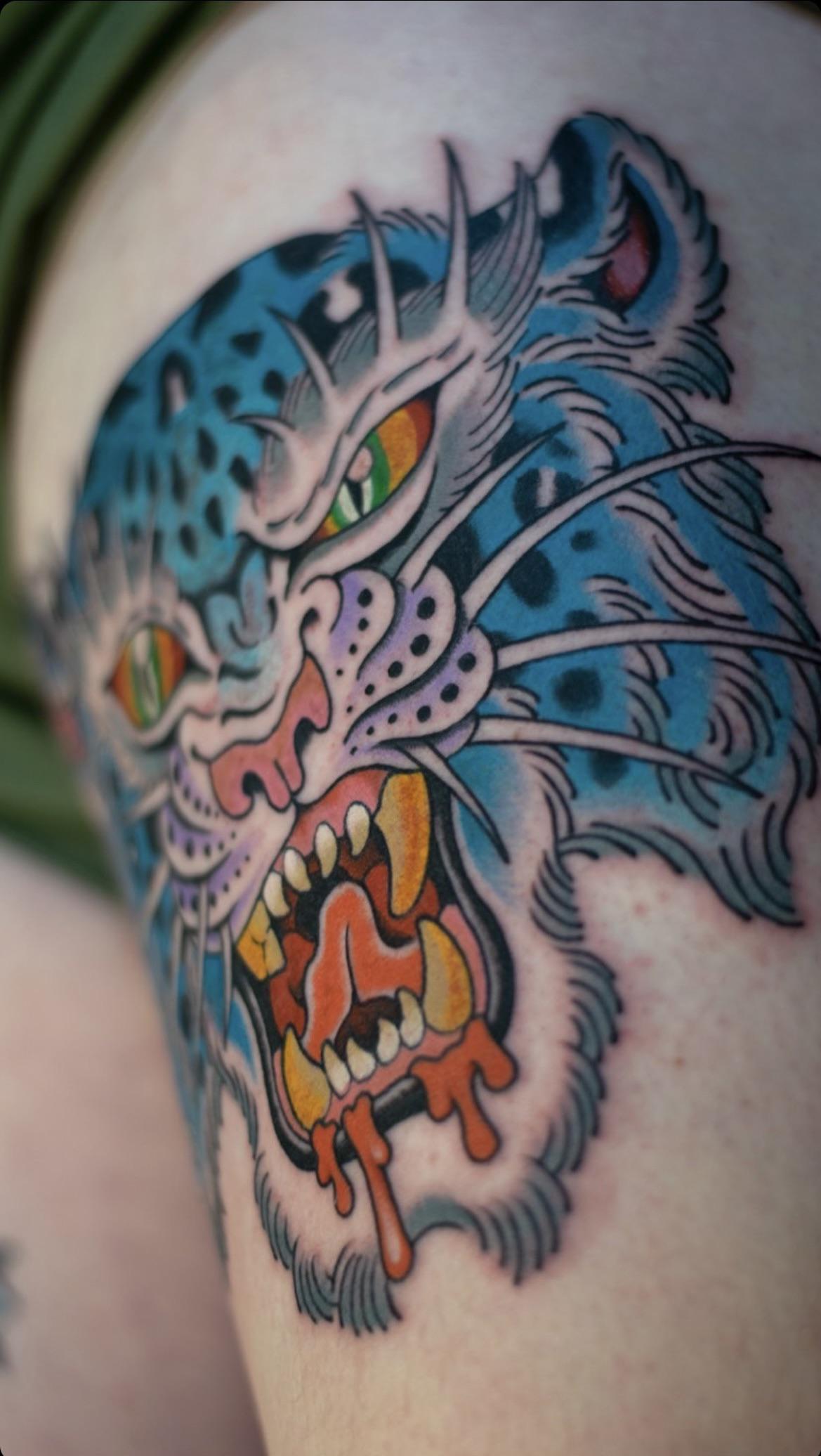 Neo Trad Snow Leopard To Match The Healed Tiger. Adam Ruff, Modern Classic Tattoo, London : R/Tattoos 2072_x_1169_jpg