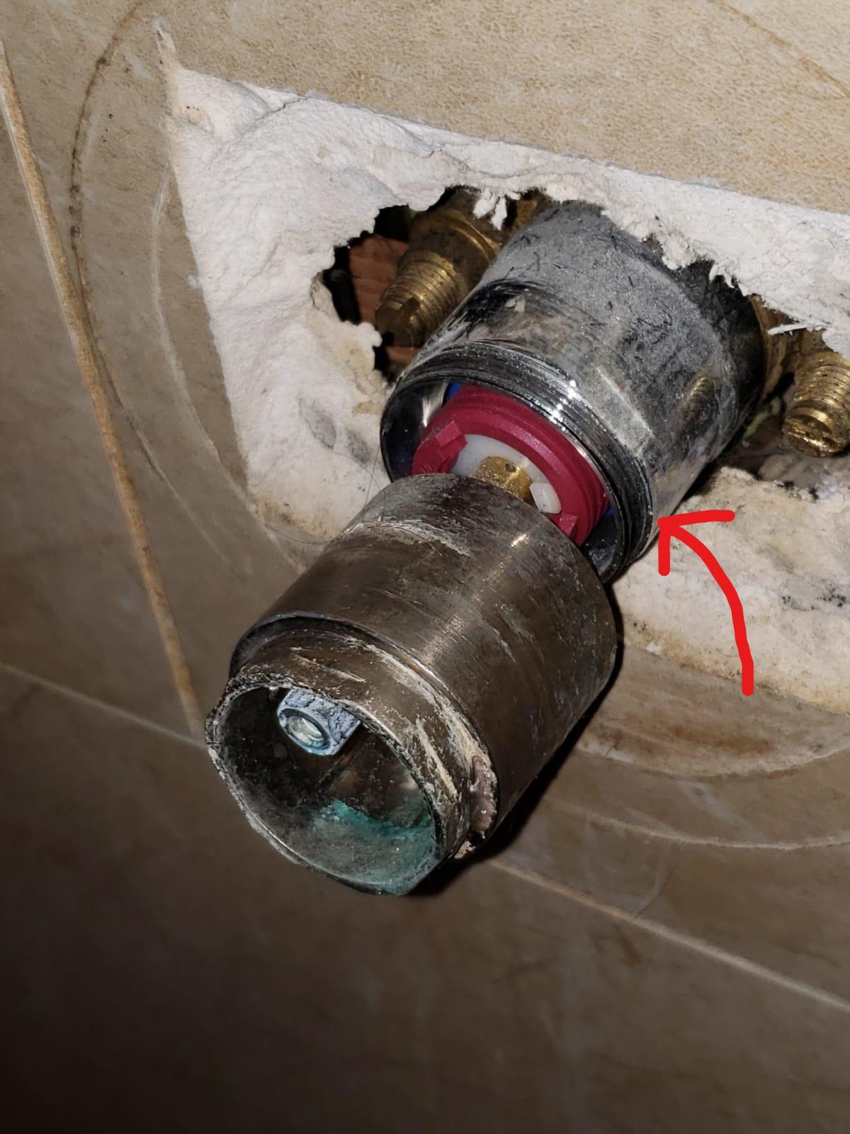 What tool do I need to unscrew this? For my showerhead r/Tools