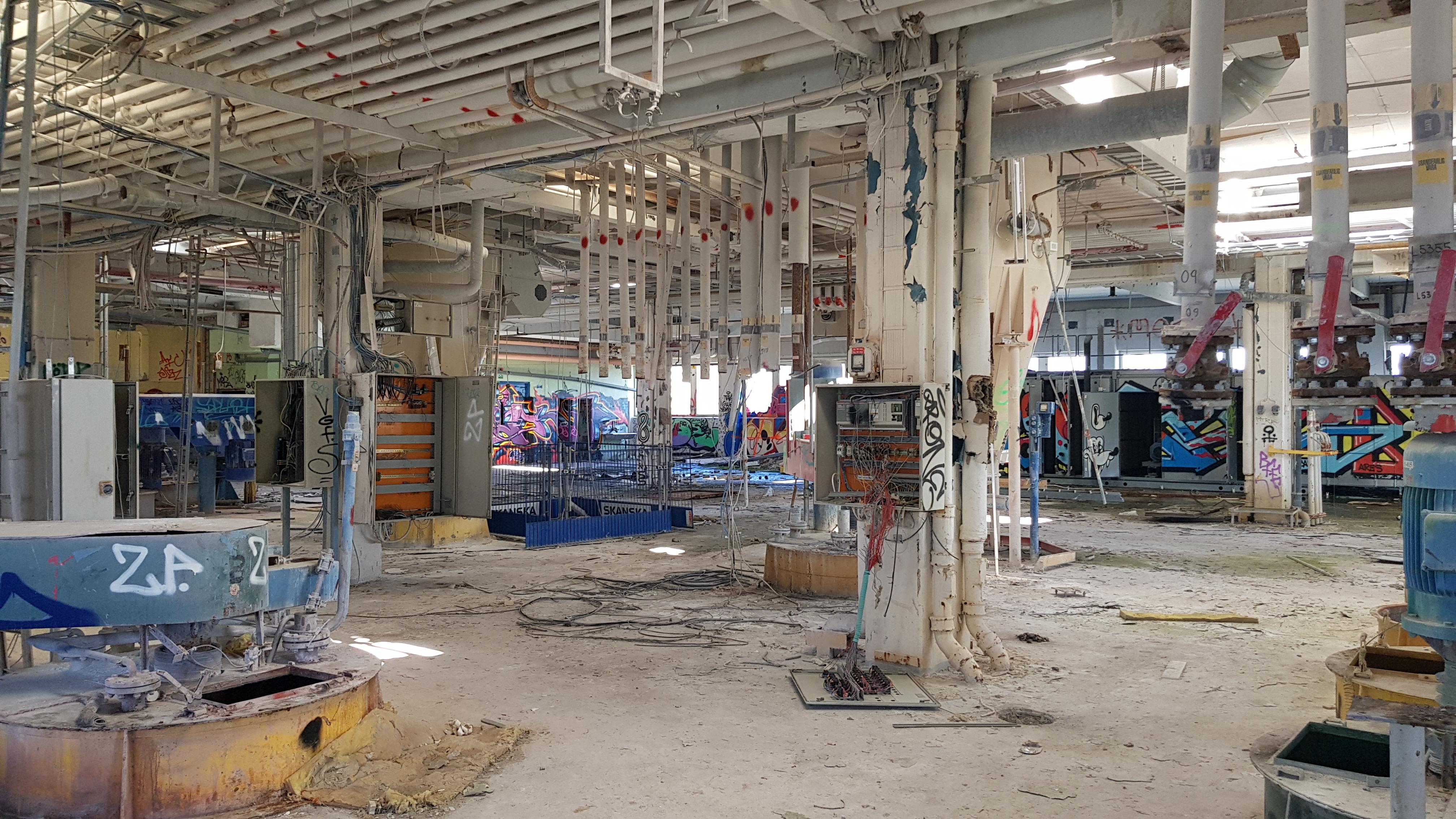 Paint factory in mid Stockholm, Sweden r/urbanexploration