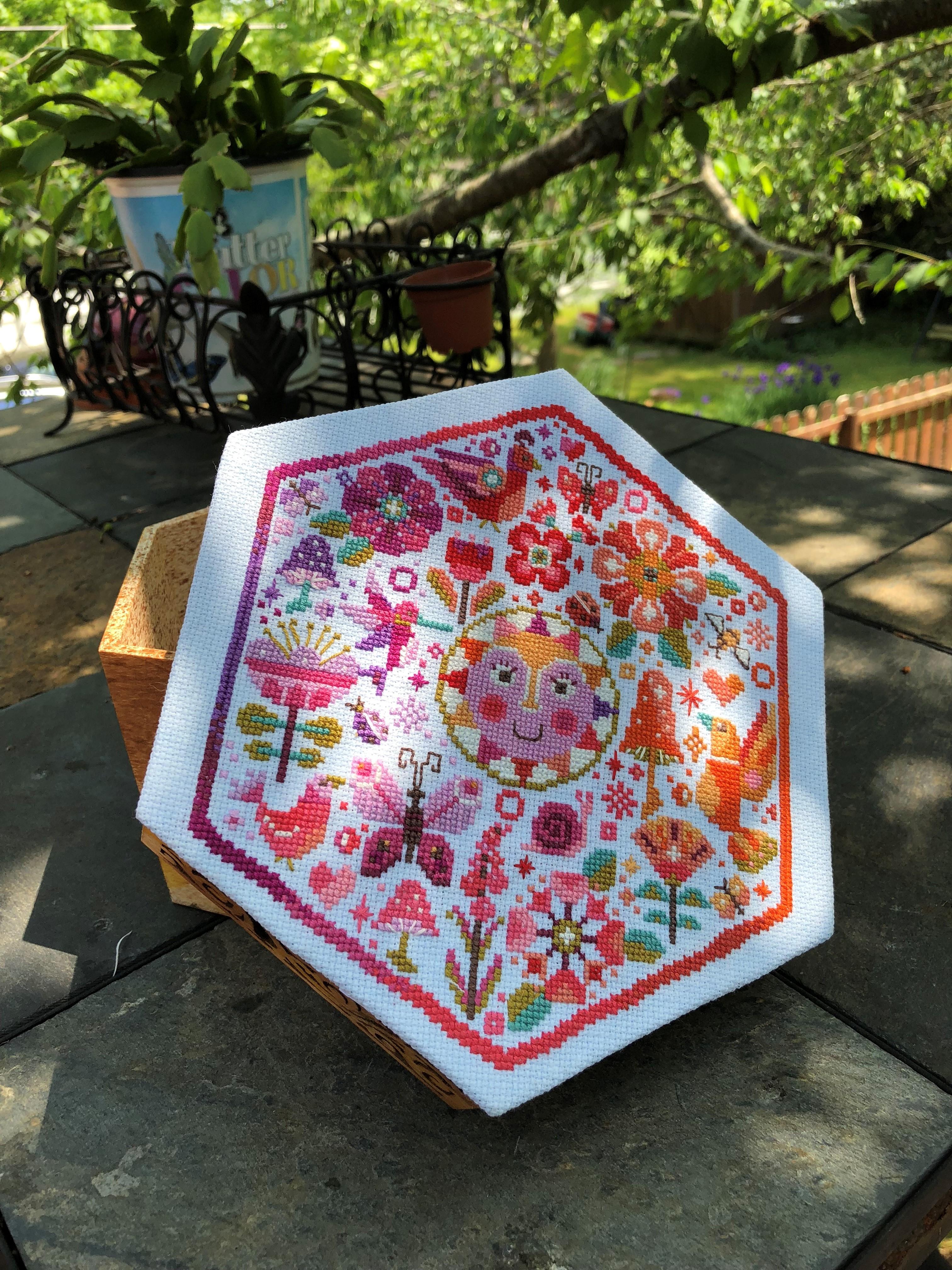 [FO] Satsuma Street Spring SAL made a box for my daughter ) r