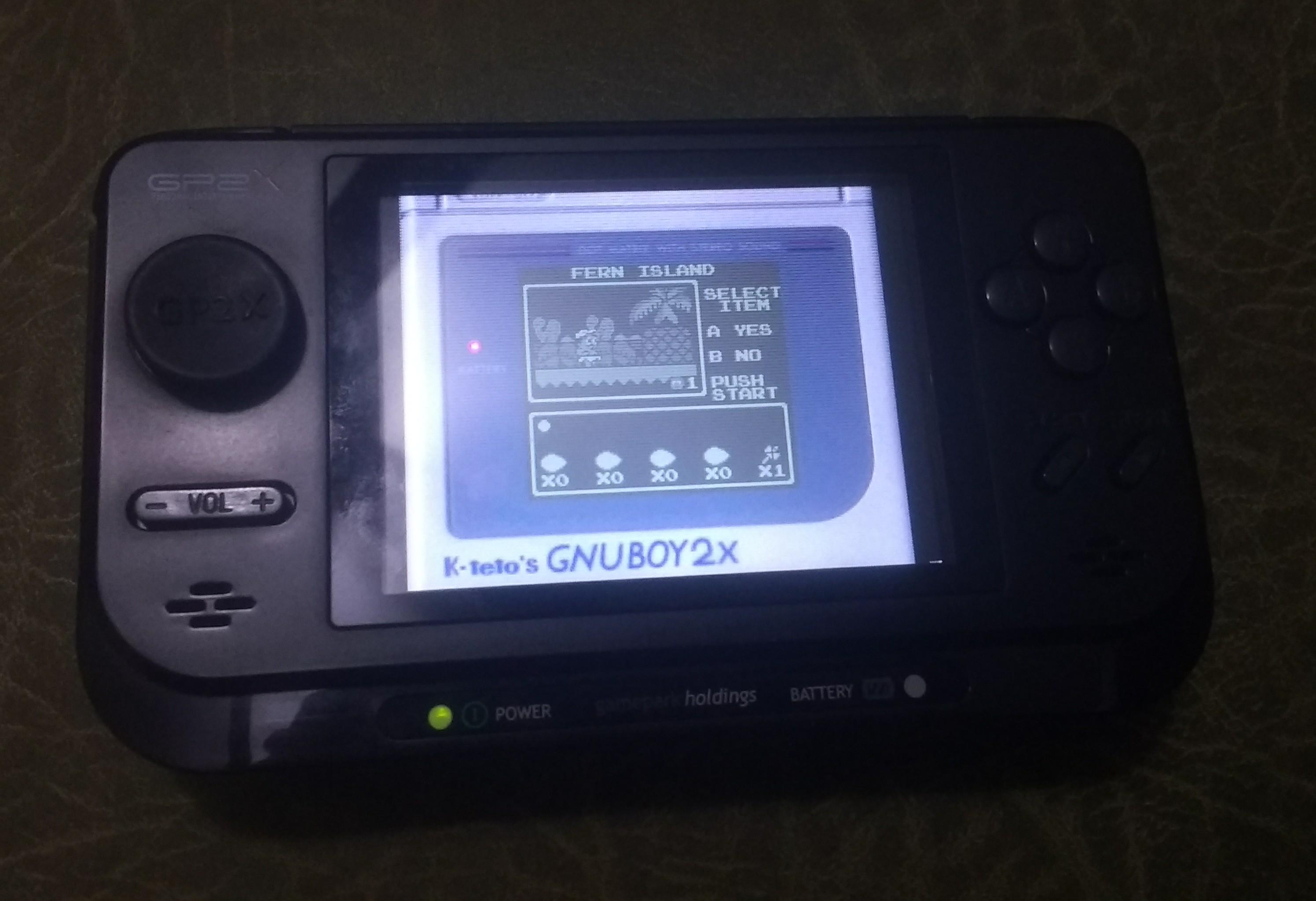 I decided to try a retro emulator console, and the GP2X F100 isn't bad